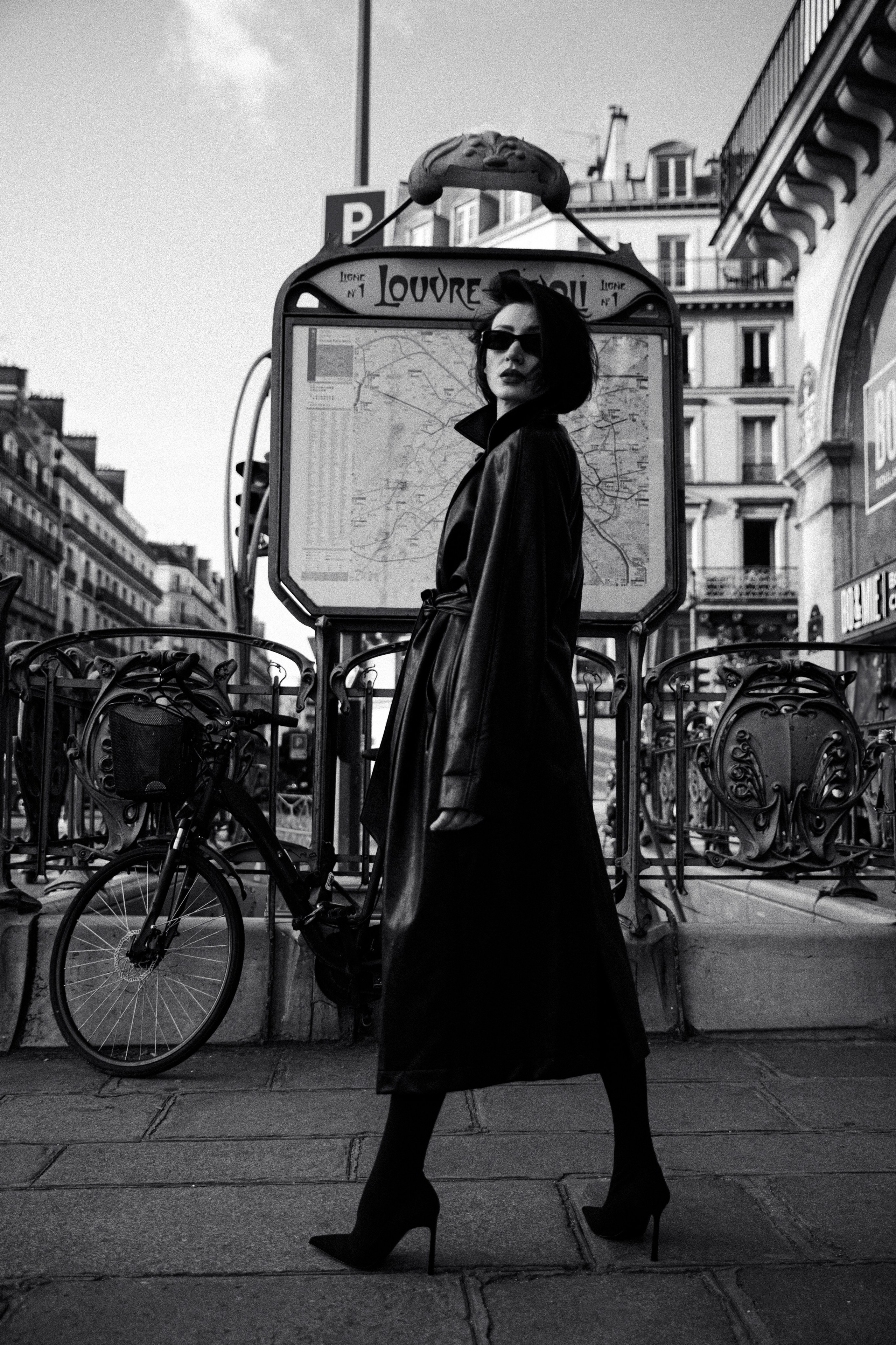 A Fashion-Inspired Portrait Session in Paris — Elena. Paris Wedding Photographer