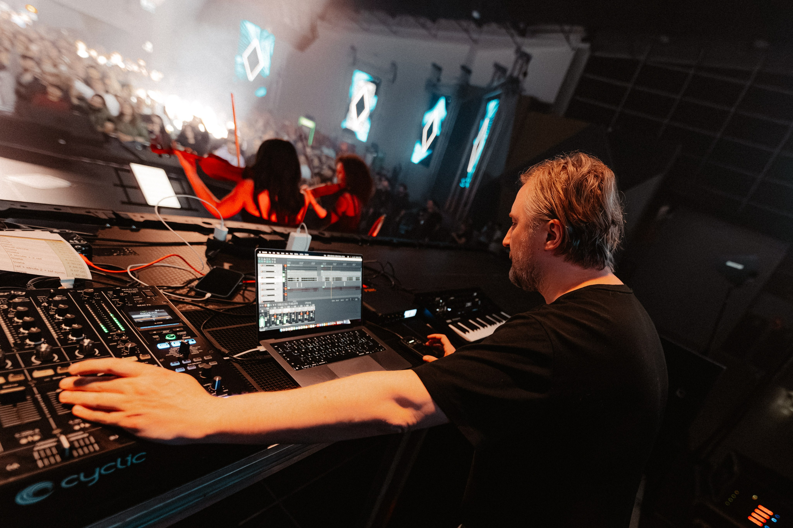 Nightlife Photographer Timișoara | Krisztian Matyas