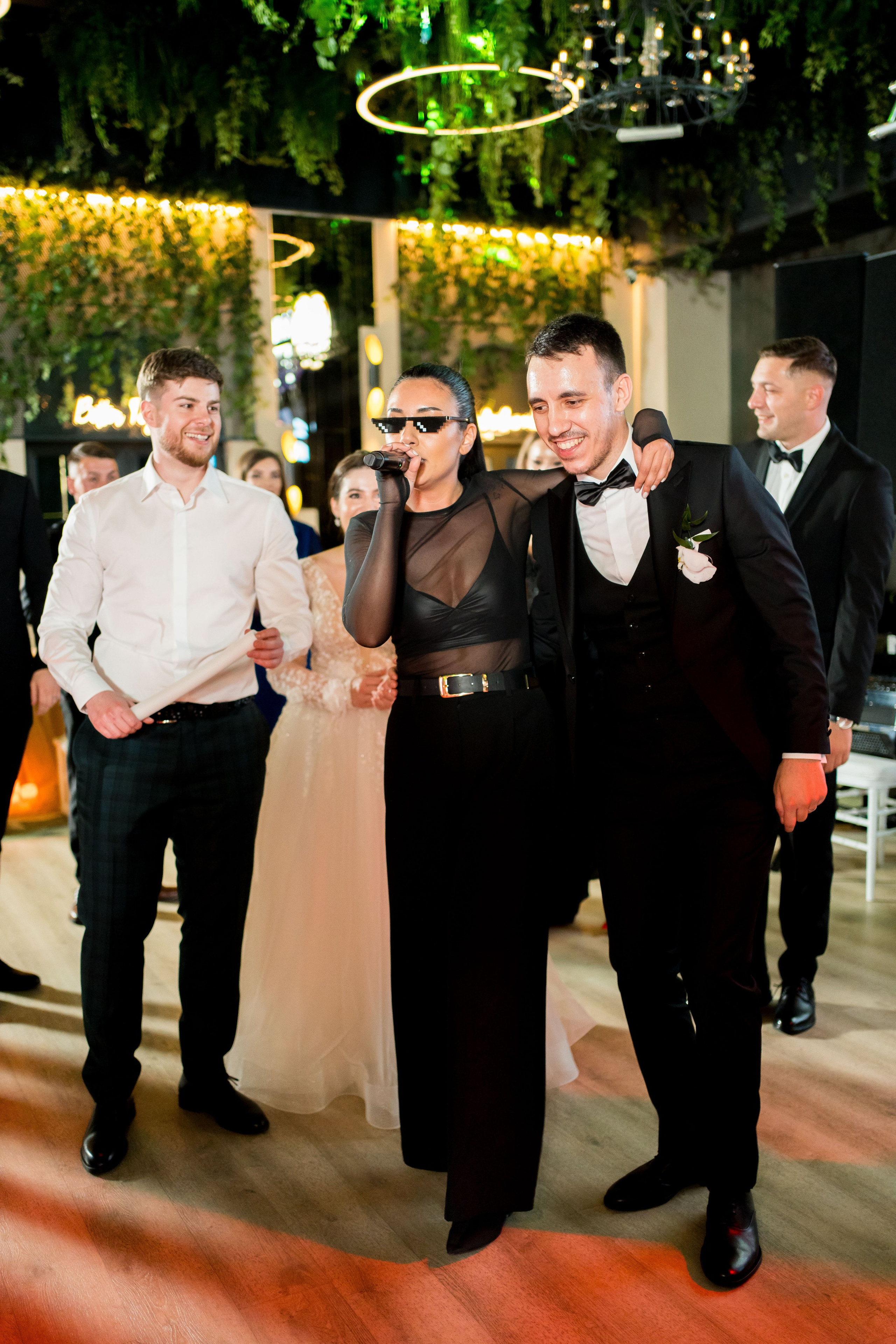 PARTY. Gabriel Florea — Fotograf nuntă București