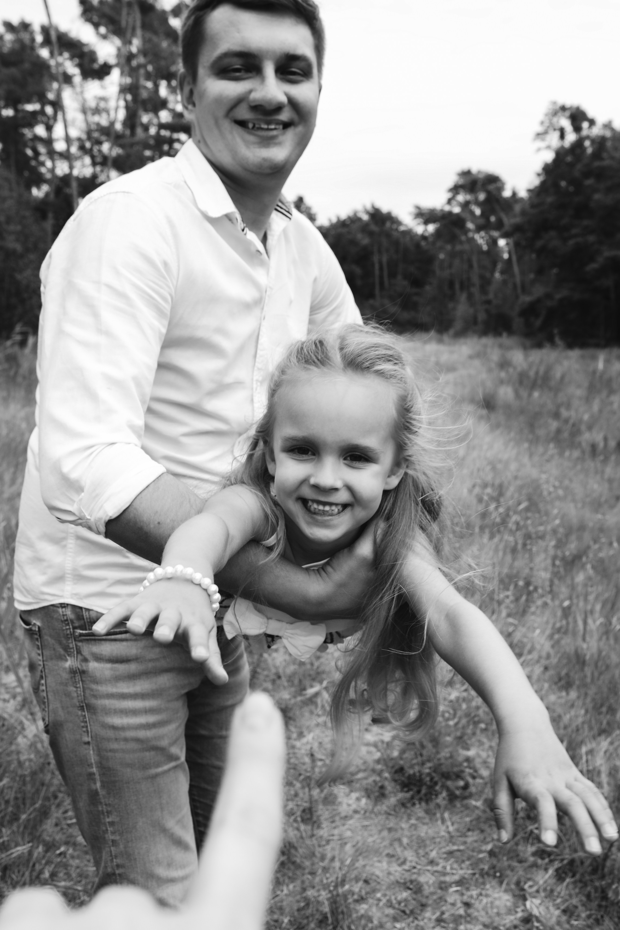 Outdoor Familienshooting in der Pfalz mit echten Momenten