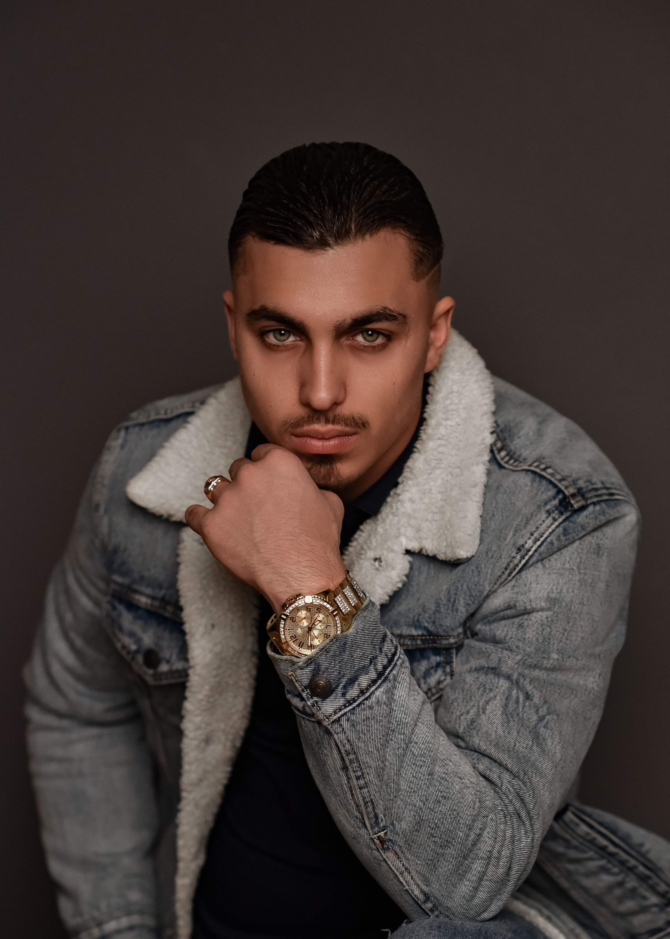 Portraits. Photographe familles, enfants, grossesses. scolaires à Lyon