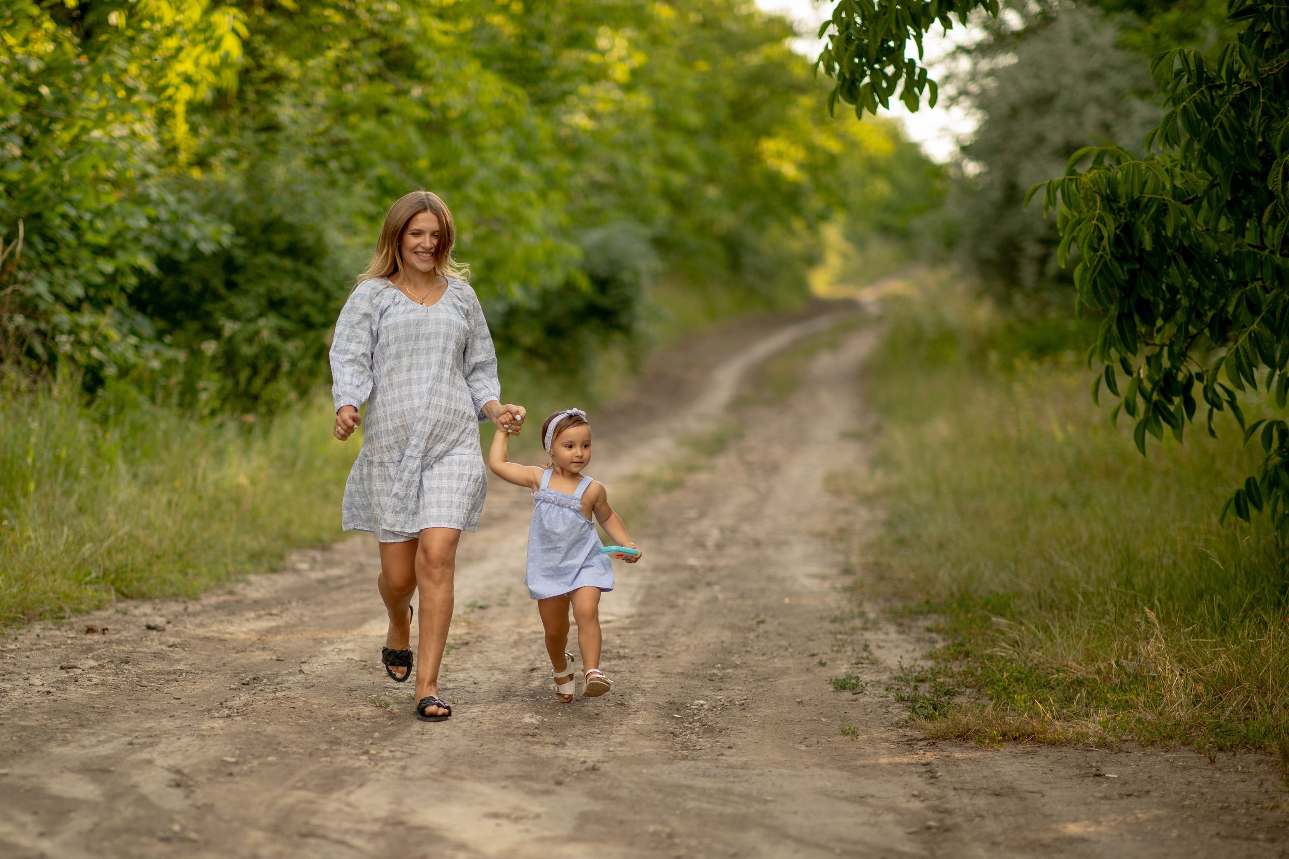 Family photo Maria si Elenica. N.D.photograph - fotograf de familie și portrete în Republica Moldova