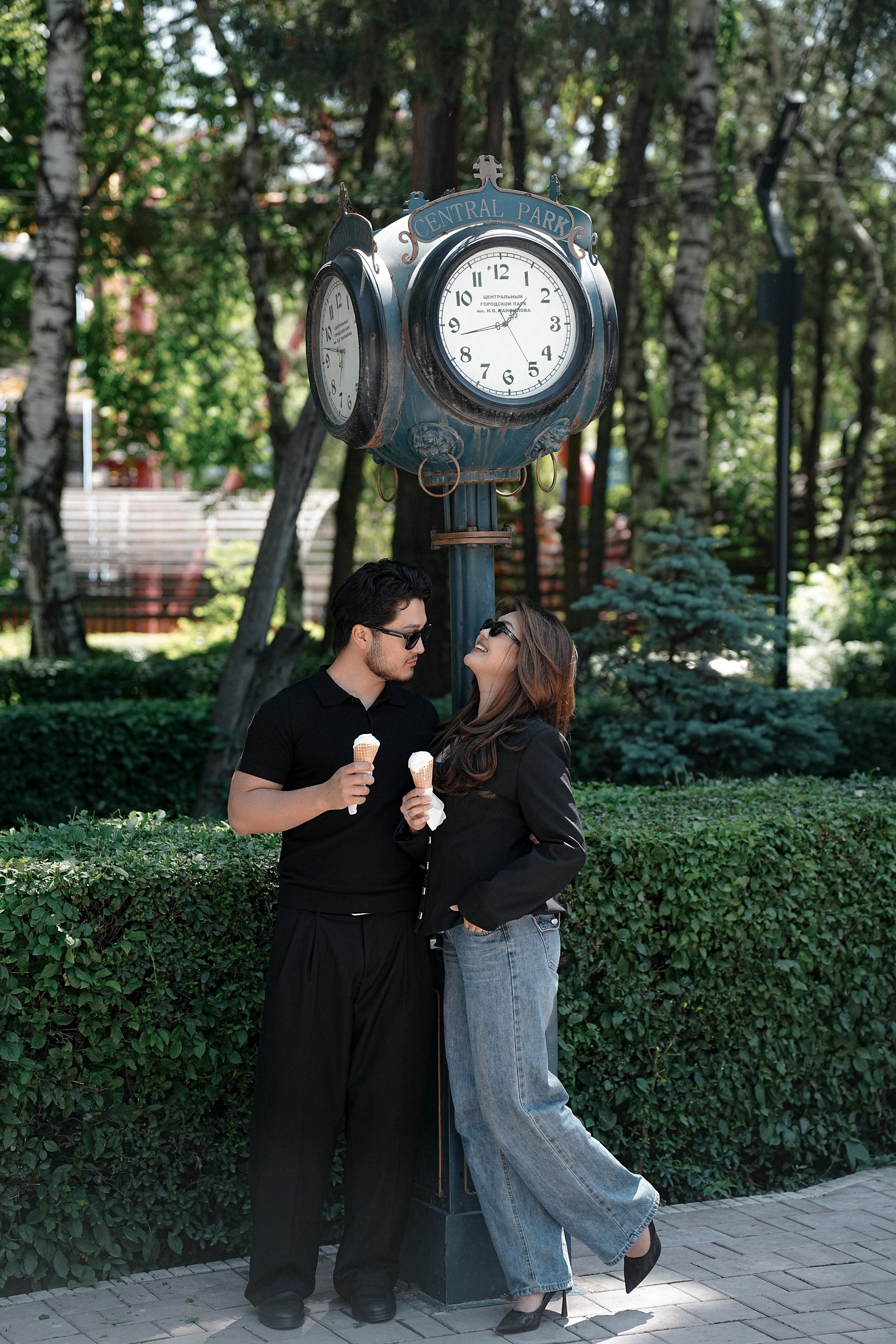 Love. Sariev