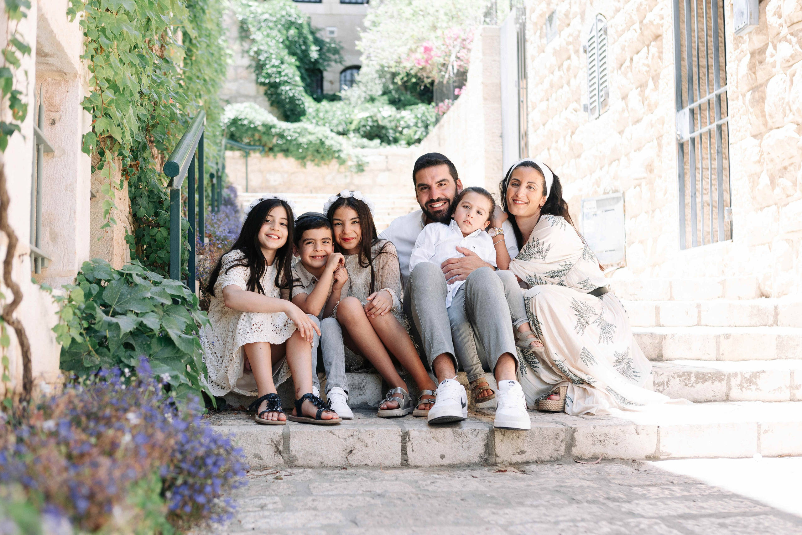 CLASSIC PHOTO SESSION (MINI). Https://shi-photo.com/