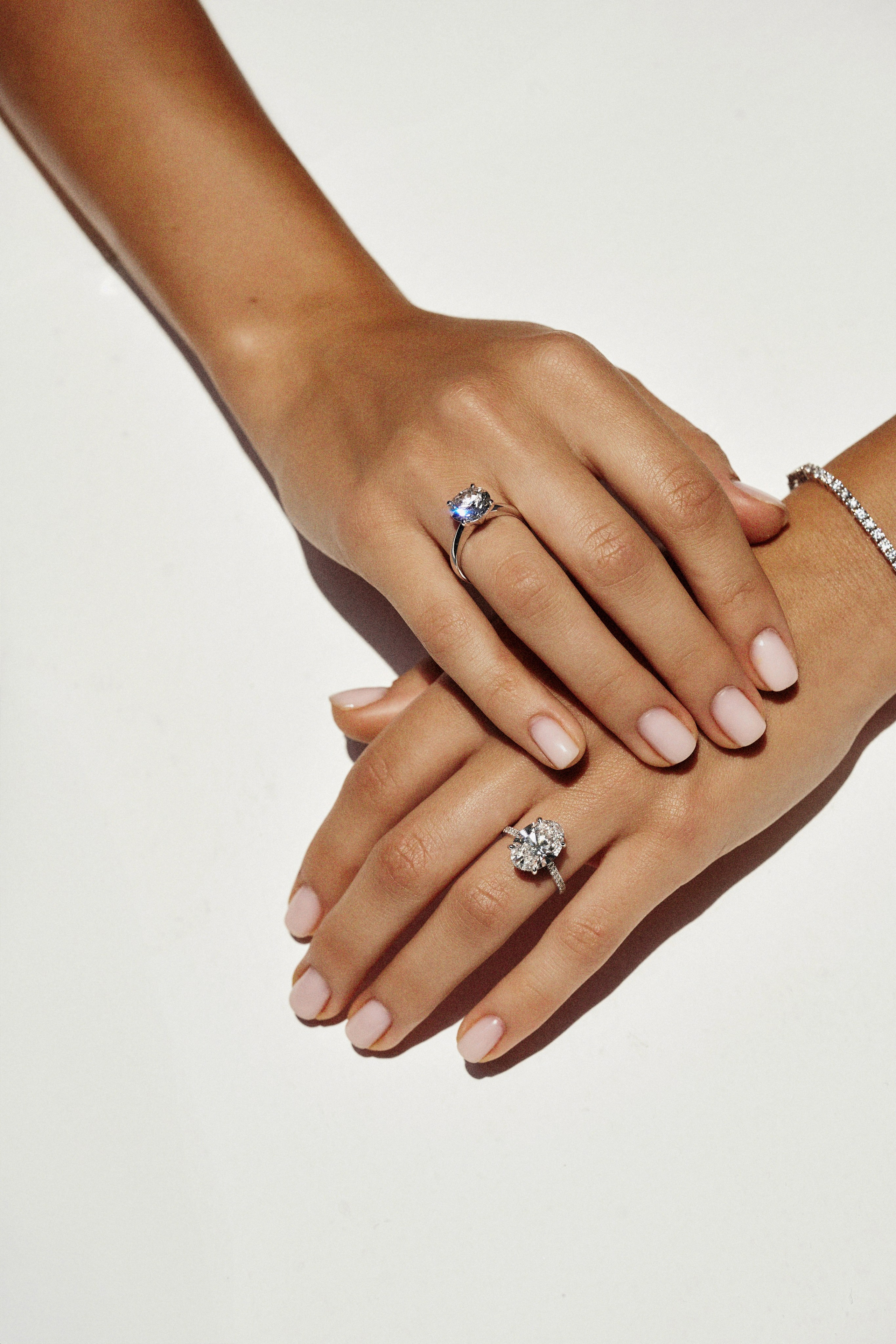 SOCIAL MEDIA CONTENT. Dubai photographer Anastasiia.dxb — portrait, fashion and brand photoshoots. Professional photographer for personal and commercial projects