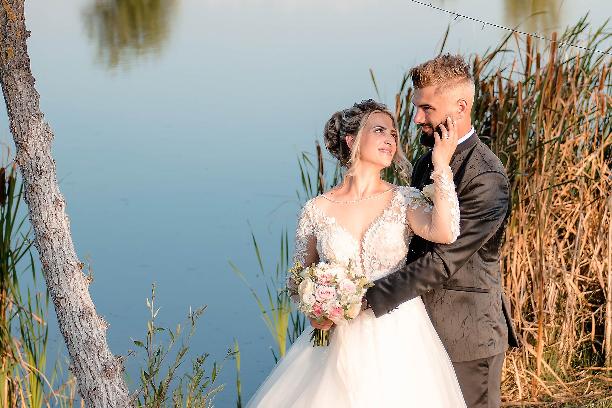 Fotograf nunta Ploiesti ; Fotograf nunta București ; Fotograf Botez Ploiesti, Fotograf Botez Bucuresti, Fotograf eveniment, Nunta, Botez, Corporate, Foto Video Ploiesti, Foto Video Bucuresti