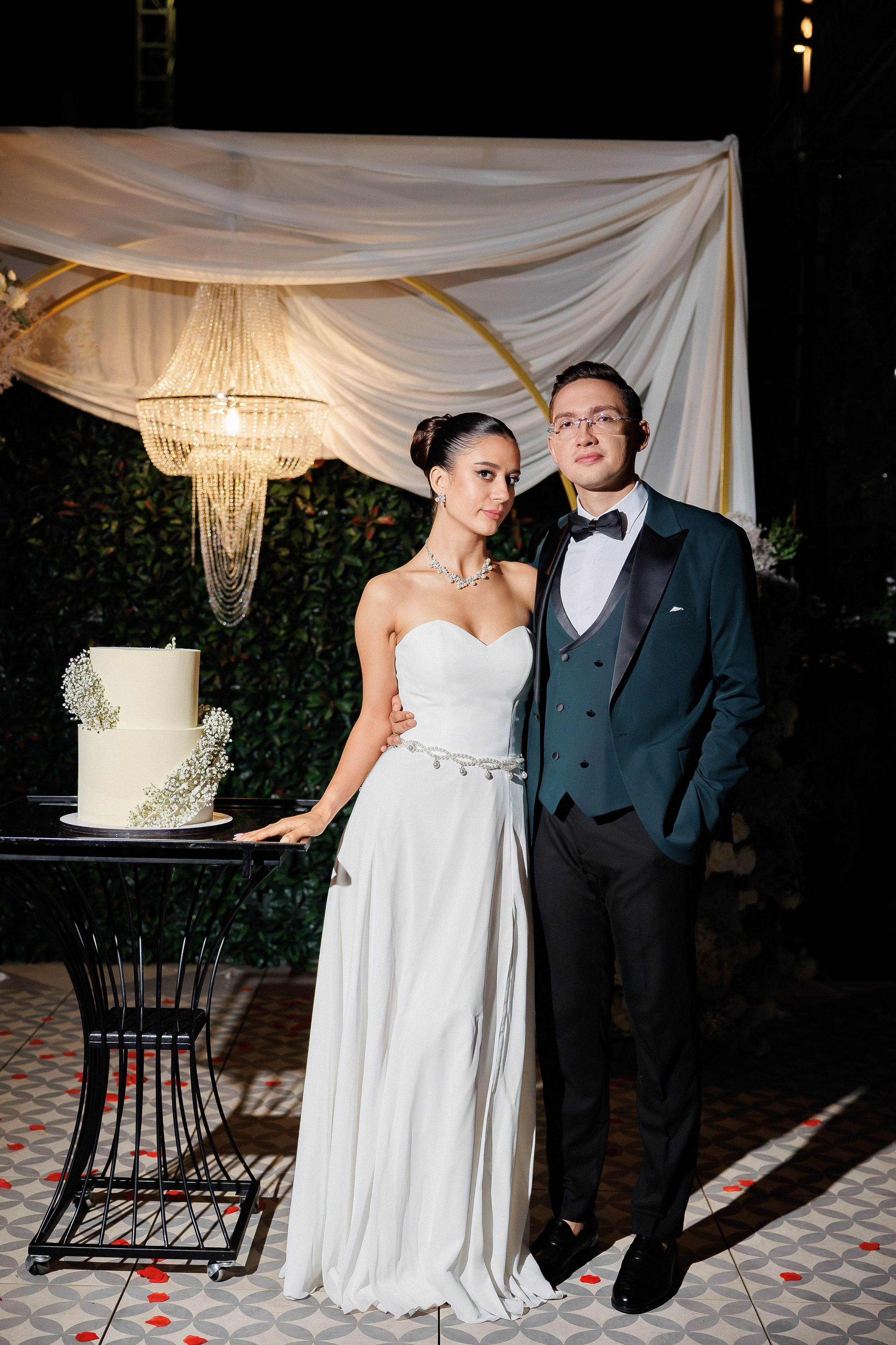 Serghei & Erica — Queen Residence. Servicii Foto și Video 067188353