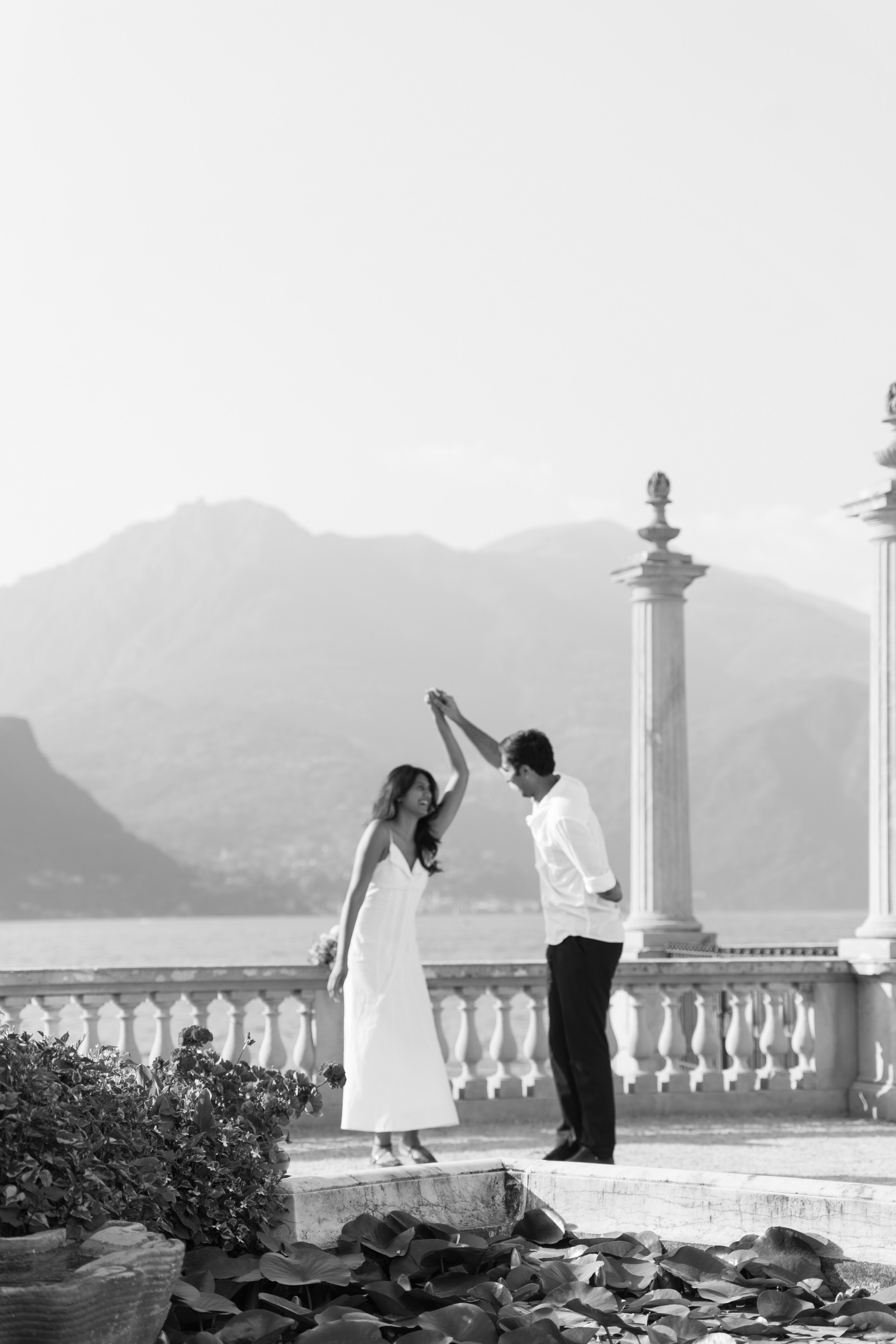 Secret Proposal at Villa Melzi, Lake Como. Lake Como Proposal Photographer | Surprise Proposals & Engagements