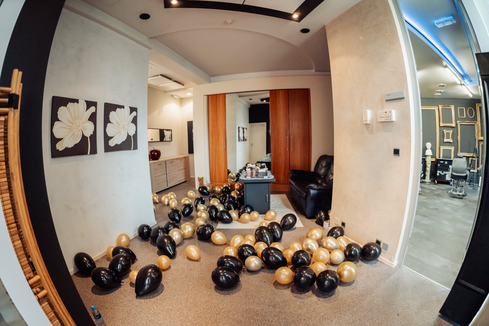 Photographe événement Ouverture salon de tatouage à Vilvoorde | Essence of Memories. Fotograf Roman Bruxelles & Brussels — Botez, Nunta, Evenimente, Sedinte foto | Essence of Memories