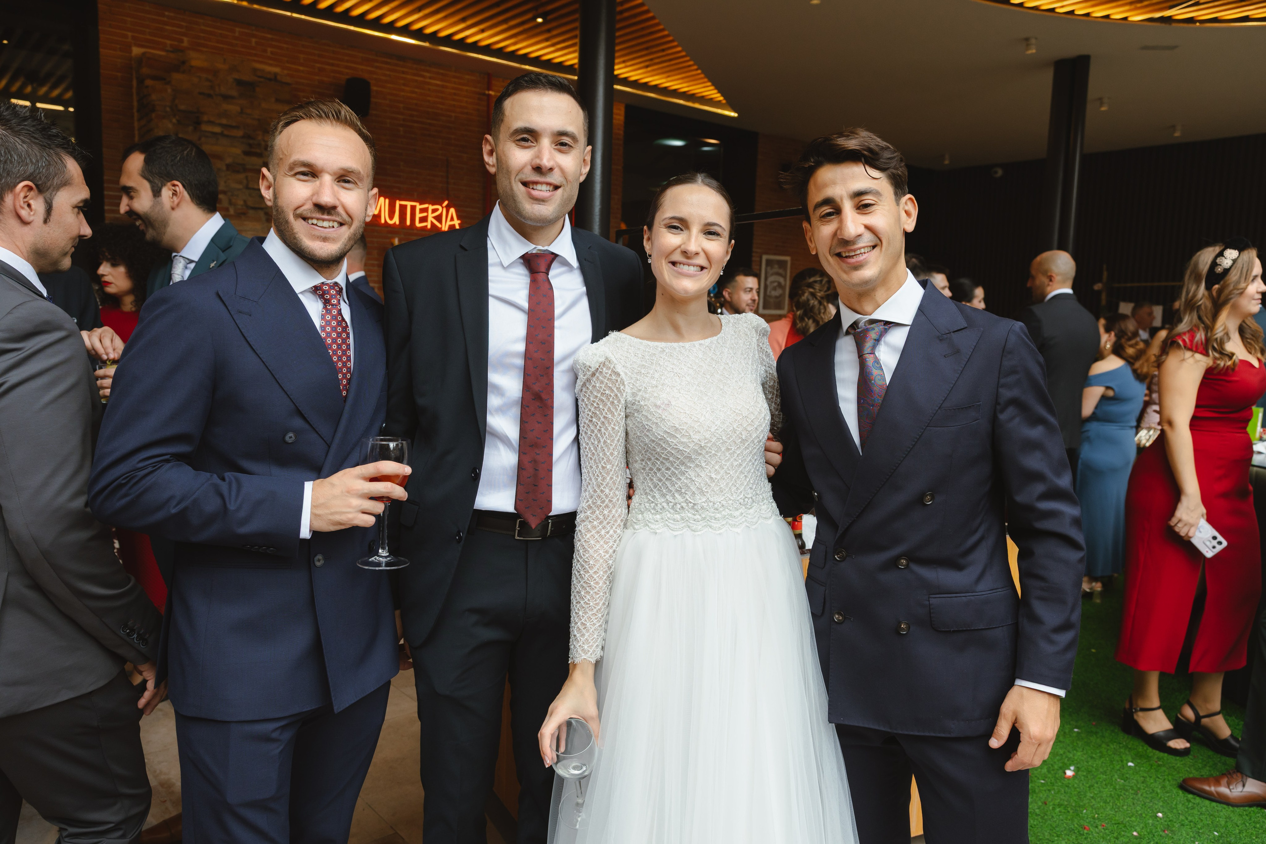 EVA & GUILLE. Fotógrafo y Videografo de bodas y eventos