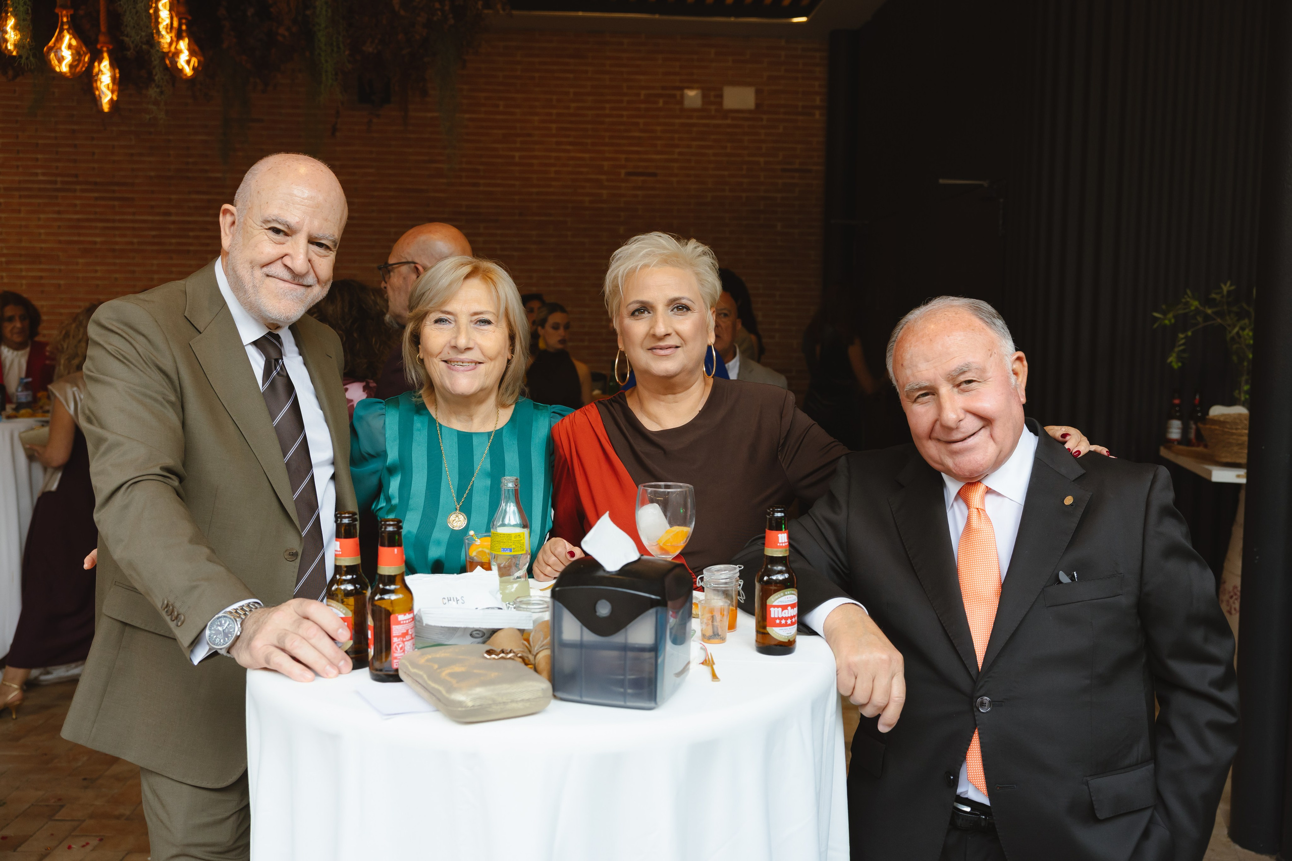 EVA & GUILLE. Fotógrafo y Videografo de bodas y eventos