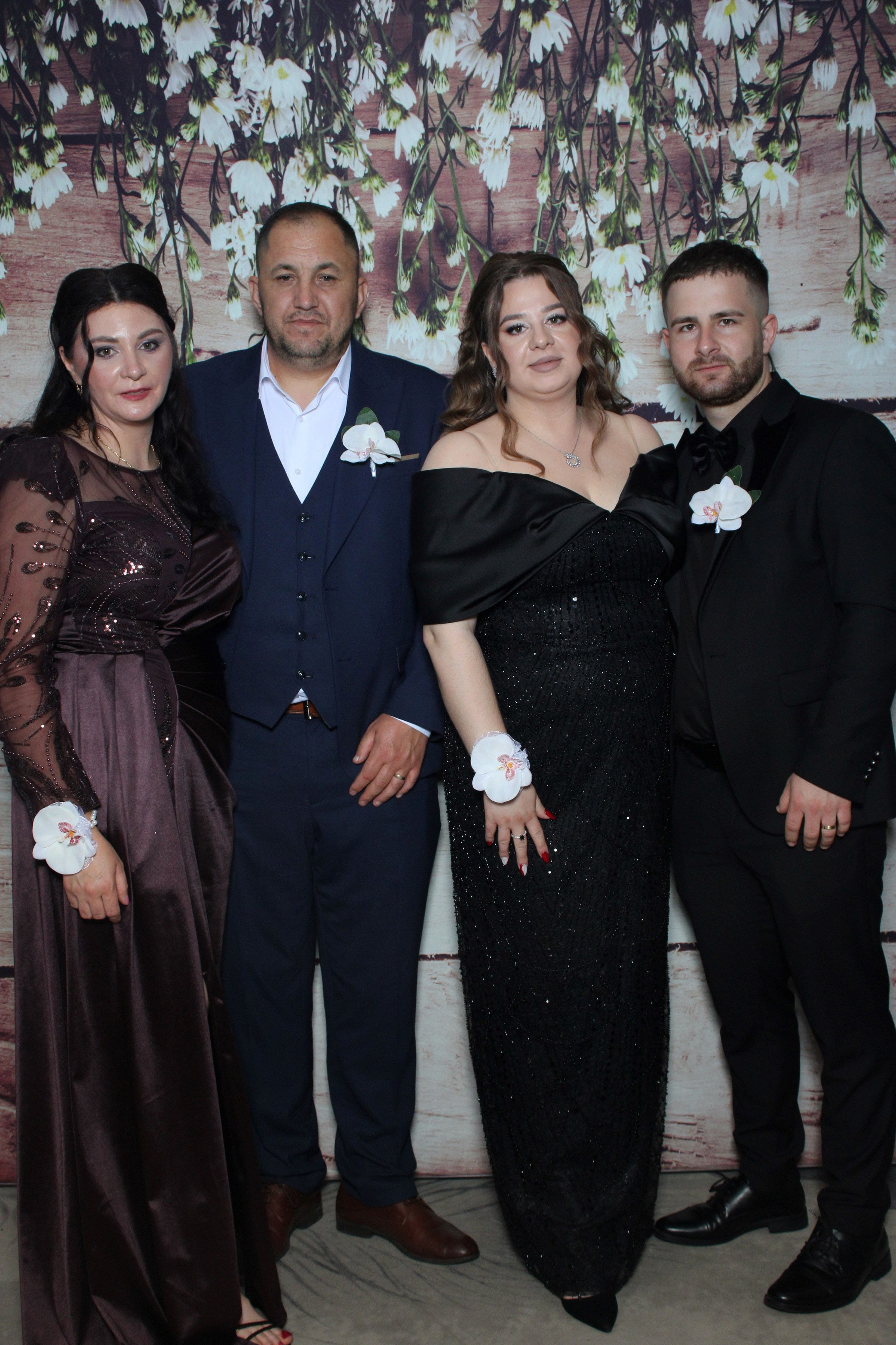 Nunta Denisa & Daniel – Zâmbete și distracție cu Oglinda Amintirilor Suceava