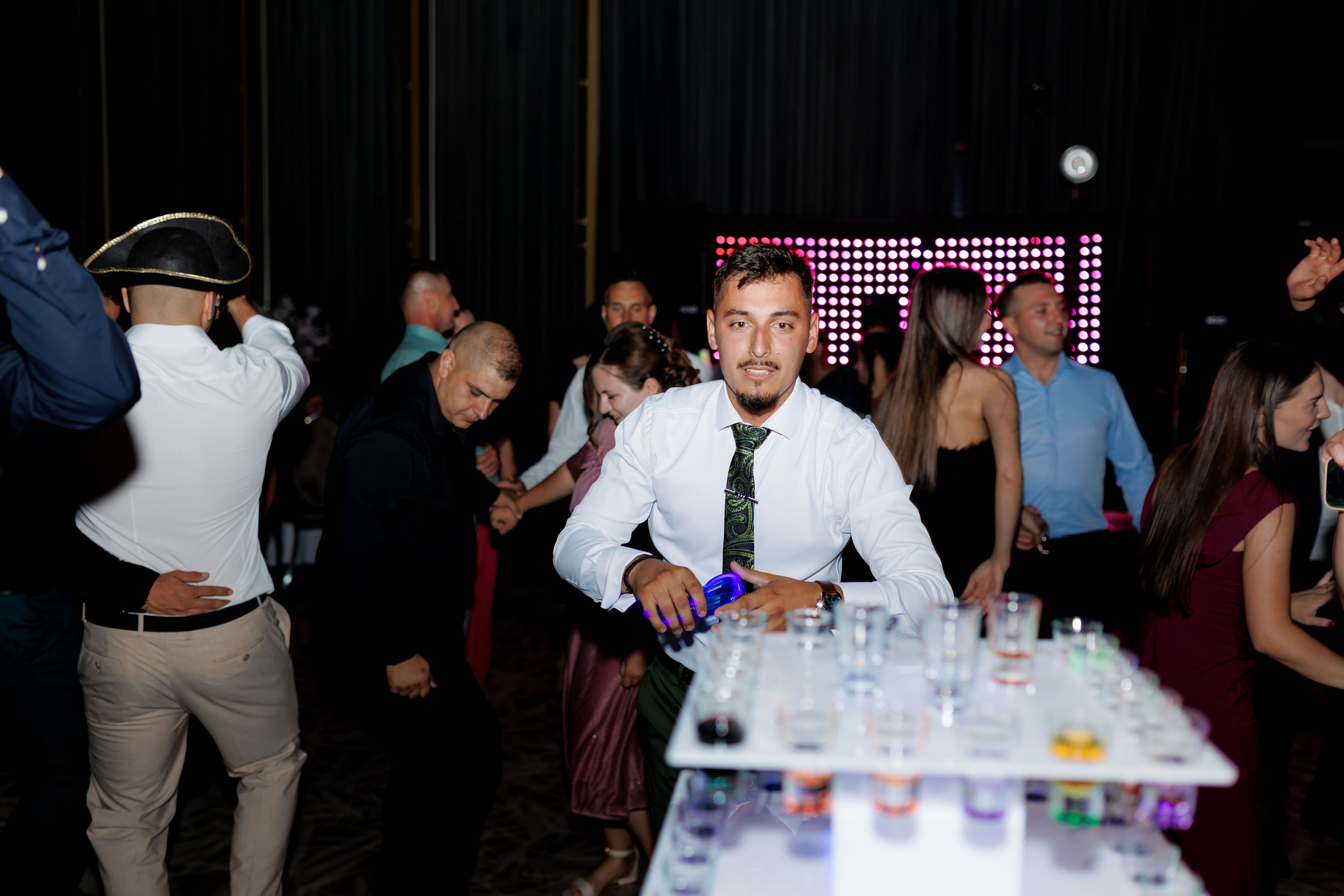 Nunta Nicoleta & Răzvan | Fotografie & Videografie Profesională. Servicii foto-video profesionale, pentru momente de neuitat