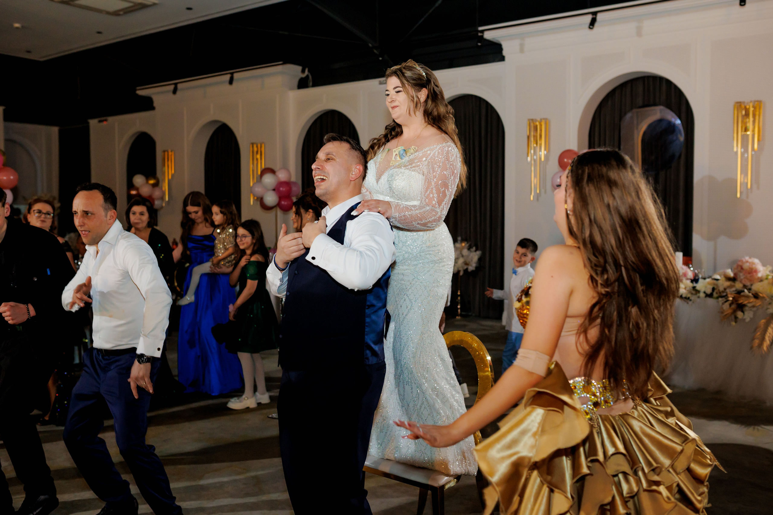 Povestea voastră, regizată de noi |Cristi Turculet Videograf Nuntă Suceava | wedding highlight. Servicii foto-video profesionale, pentru momente de neuitat