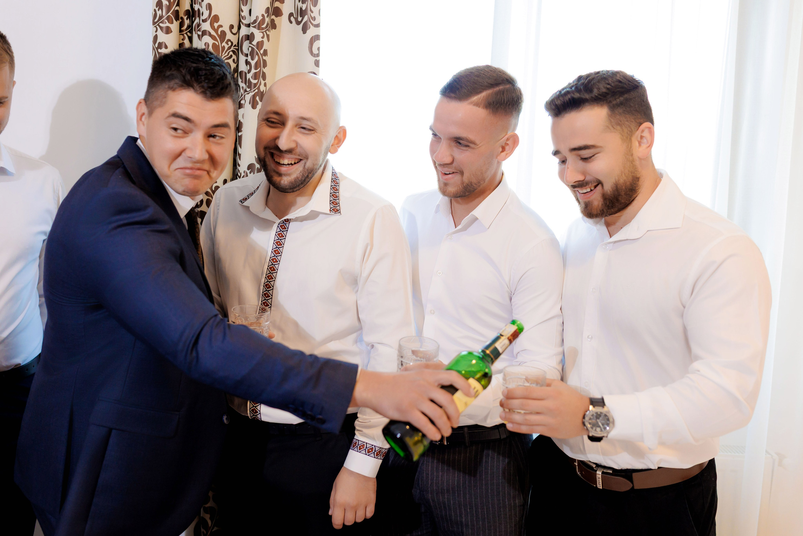 Loredana & Emilian – Ziua Nunții | Videografie - fotografie Botez Suceava, Iași, Botoșani. Servicii foto-video profesionale, pentru momente de neuitat