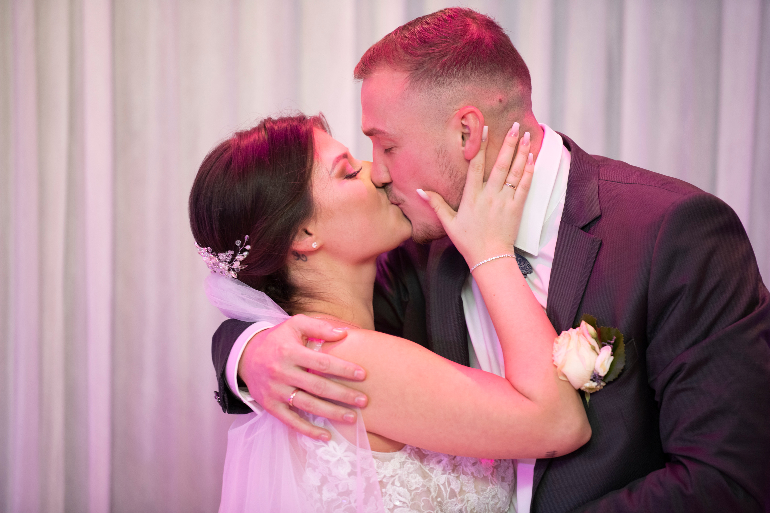 Karin & Dennis. Khanoffilm