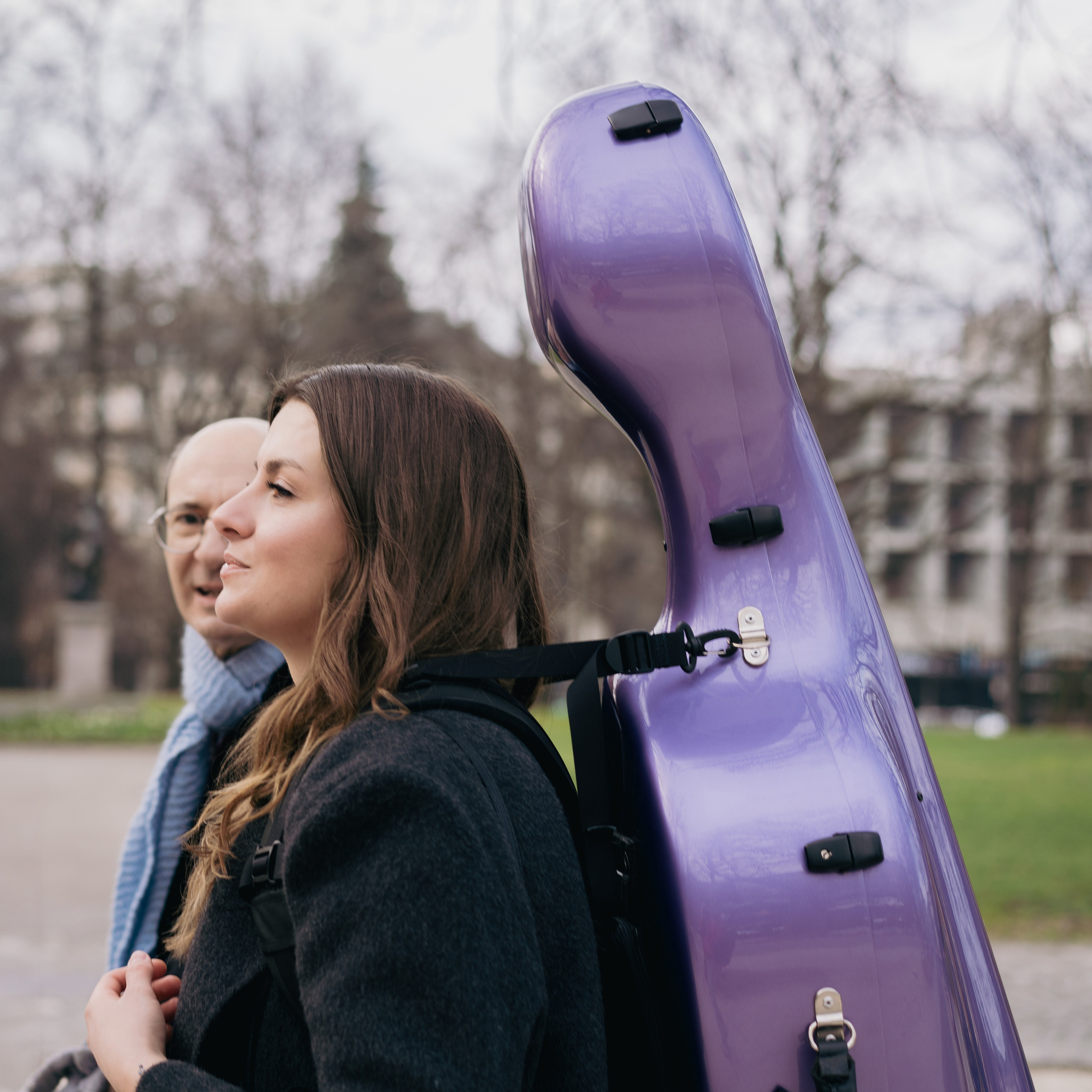 Portraits artistiques de violoncellistes à Genève | Raymond et Victoria | Eugenia Andres. Photographe à Genève - Eugenia Andres