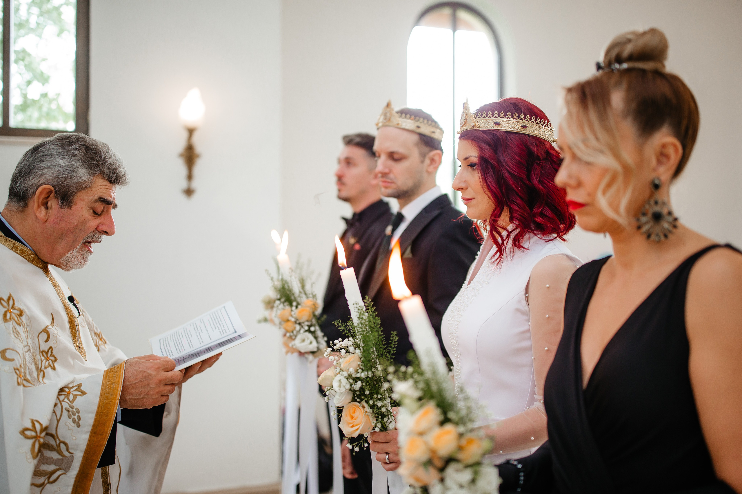 Nunta Elena & Tudor — Fotografie de nuntă în stil natural și elegant. Rares Bucur is a professional wedding photographer based in Cluj-Napoca, Romania, specializing in wedding photography