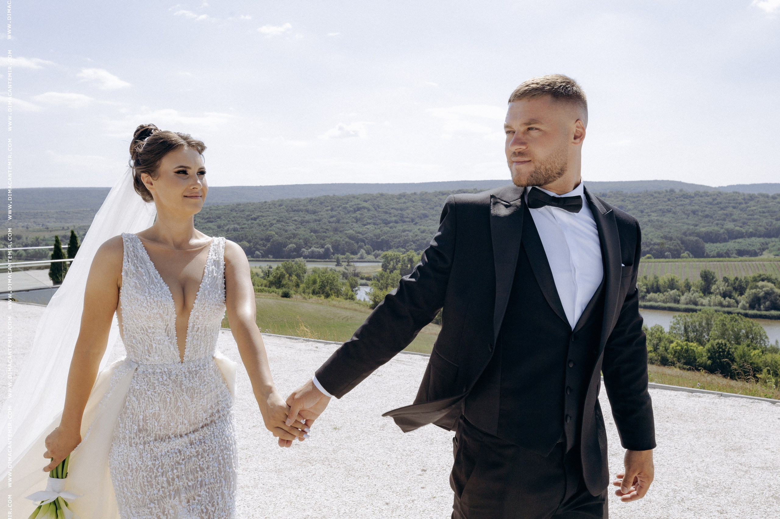 TUDOR & ALIONA | Gril Parc. Fotograf de nuntă în Chisinau, Moldova. Poze și Video Comerciale