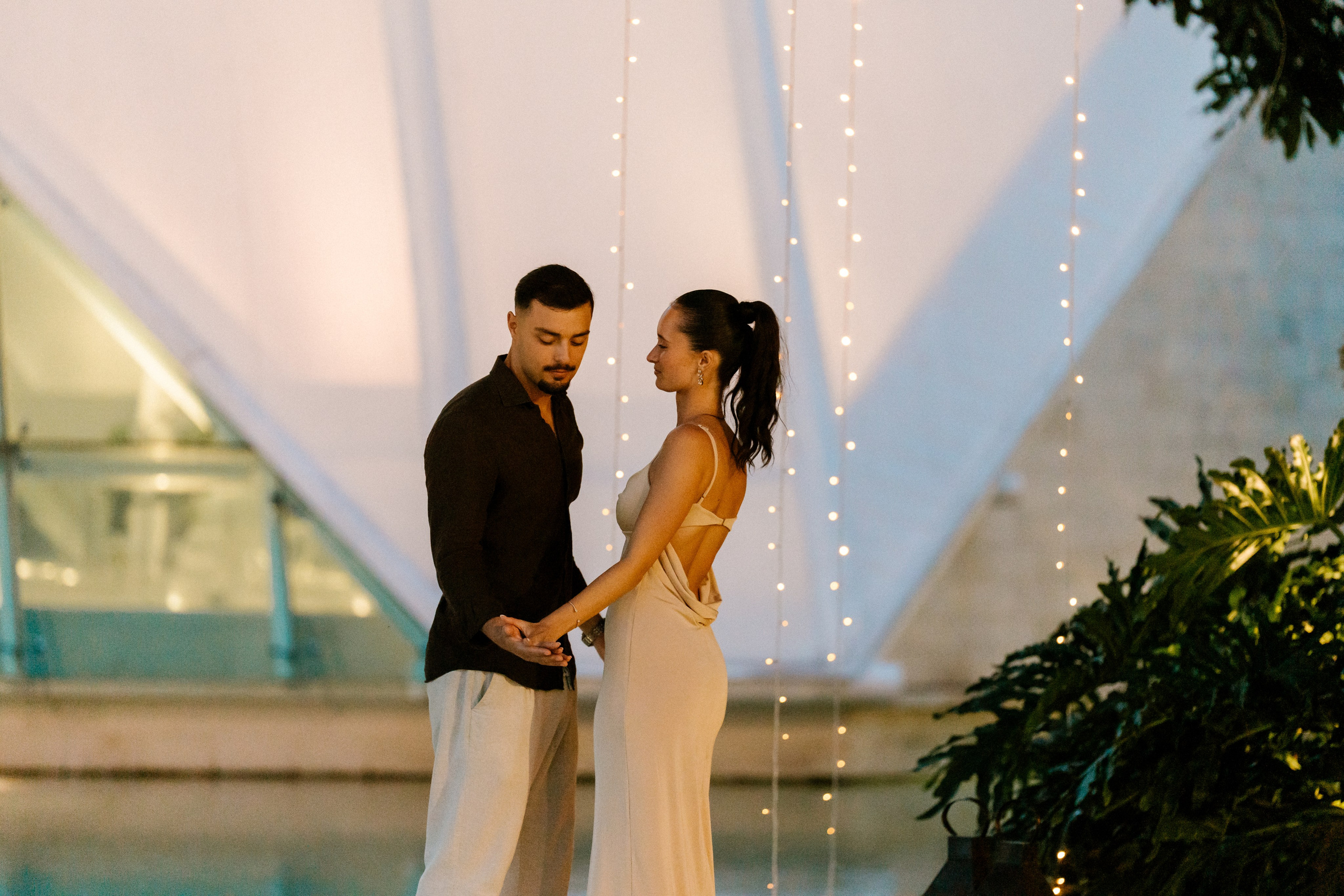 Nicolaos & Ivanna. Female Photographer in Bali