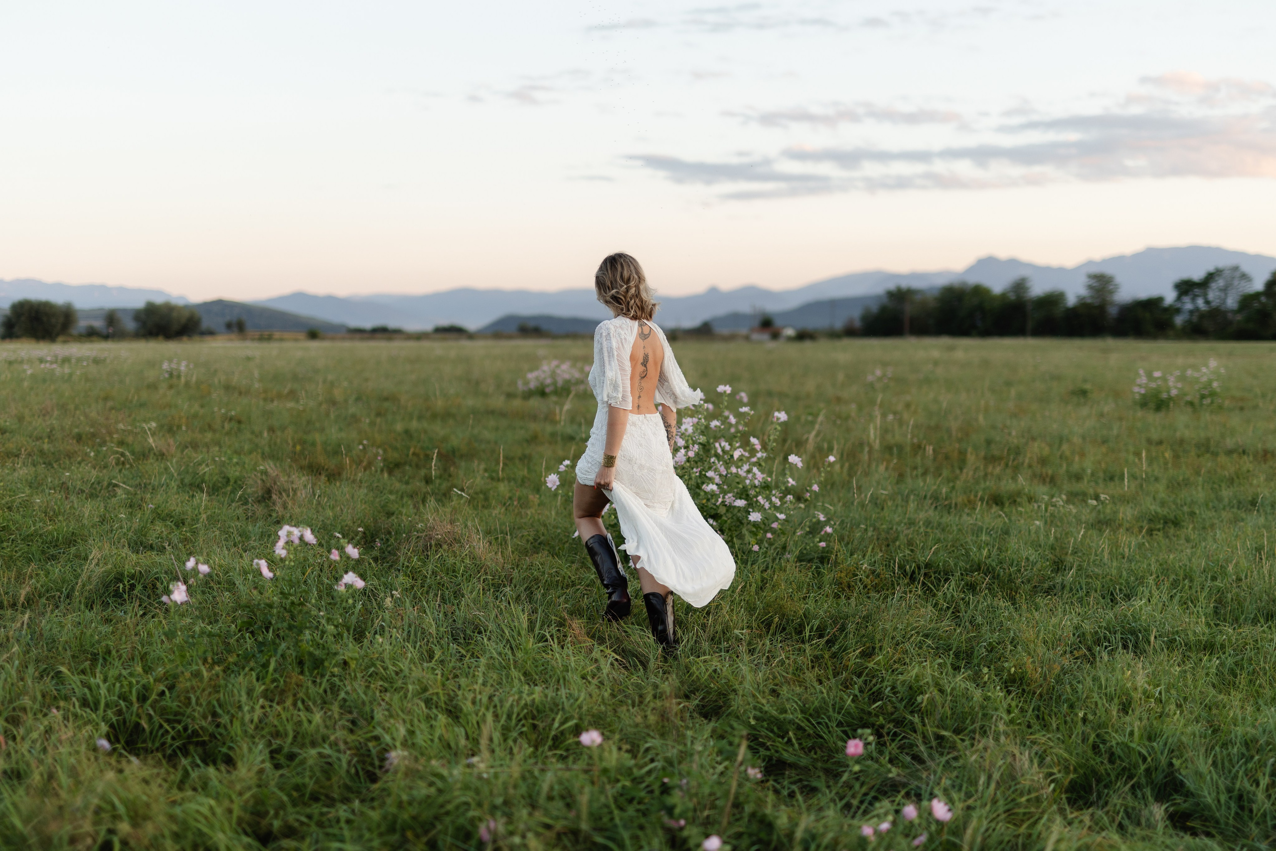 Mara — Portrait. Main