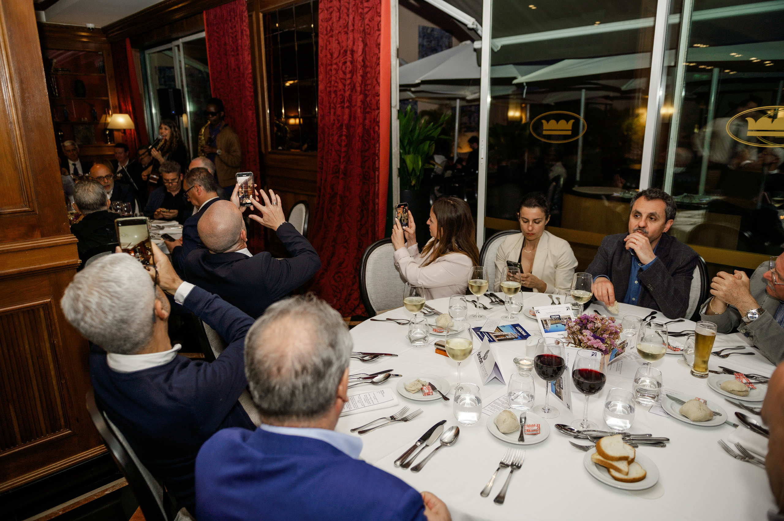 Corporate party at the restaurant — Pharma. Ваш фотограф в Лиссабоне — Анна Белова