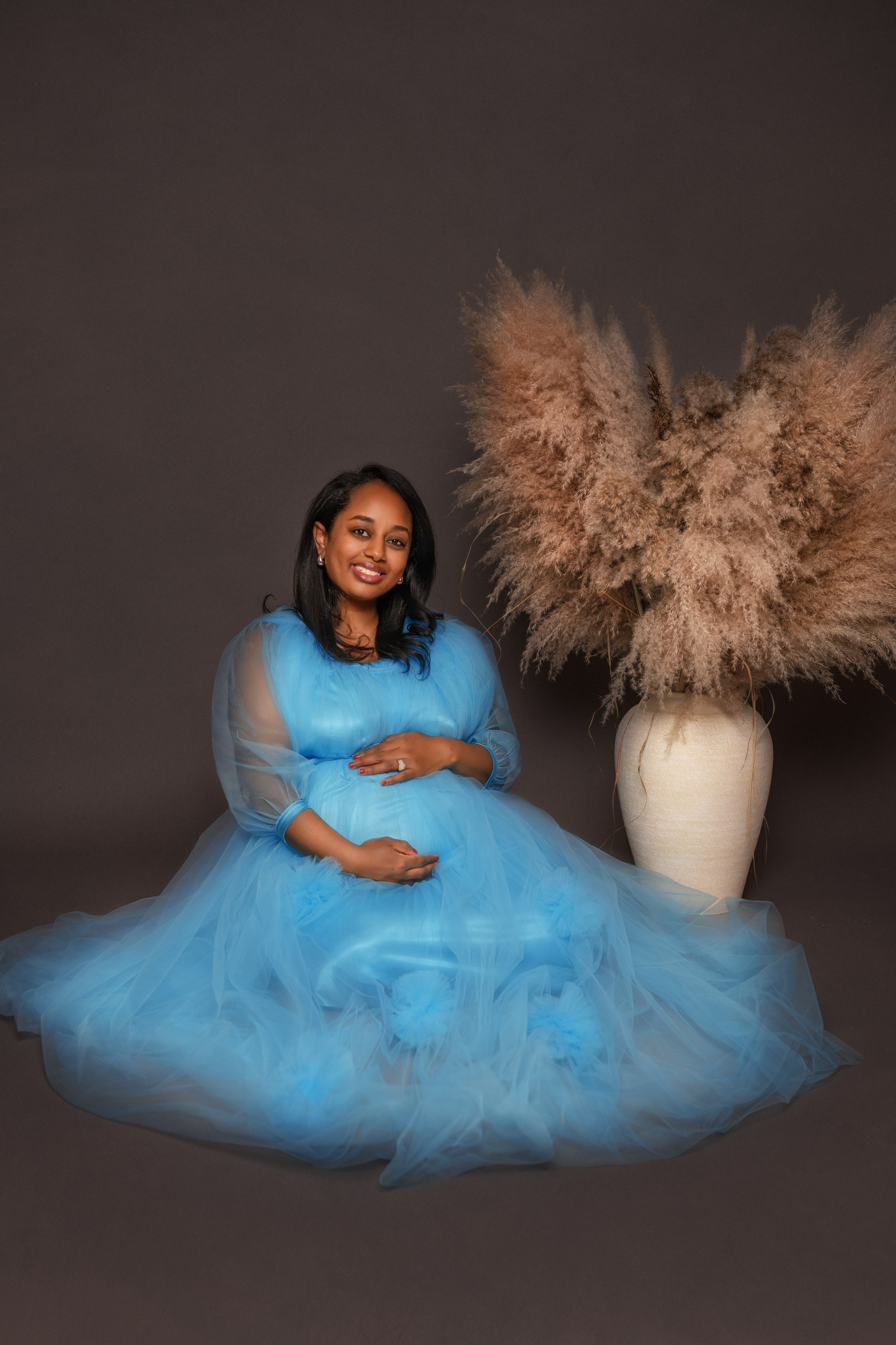 Bethelhem and her family. Wedding & family photography in Seattle area. Helen Michelle photographer