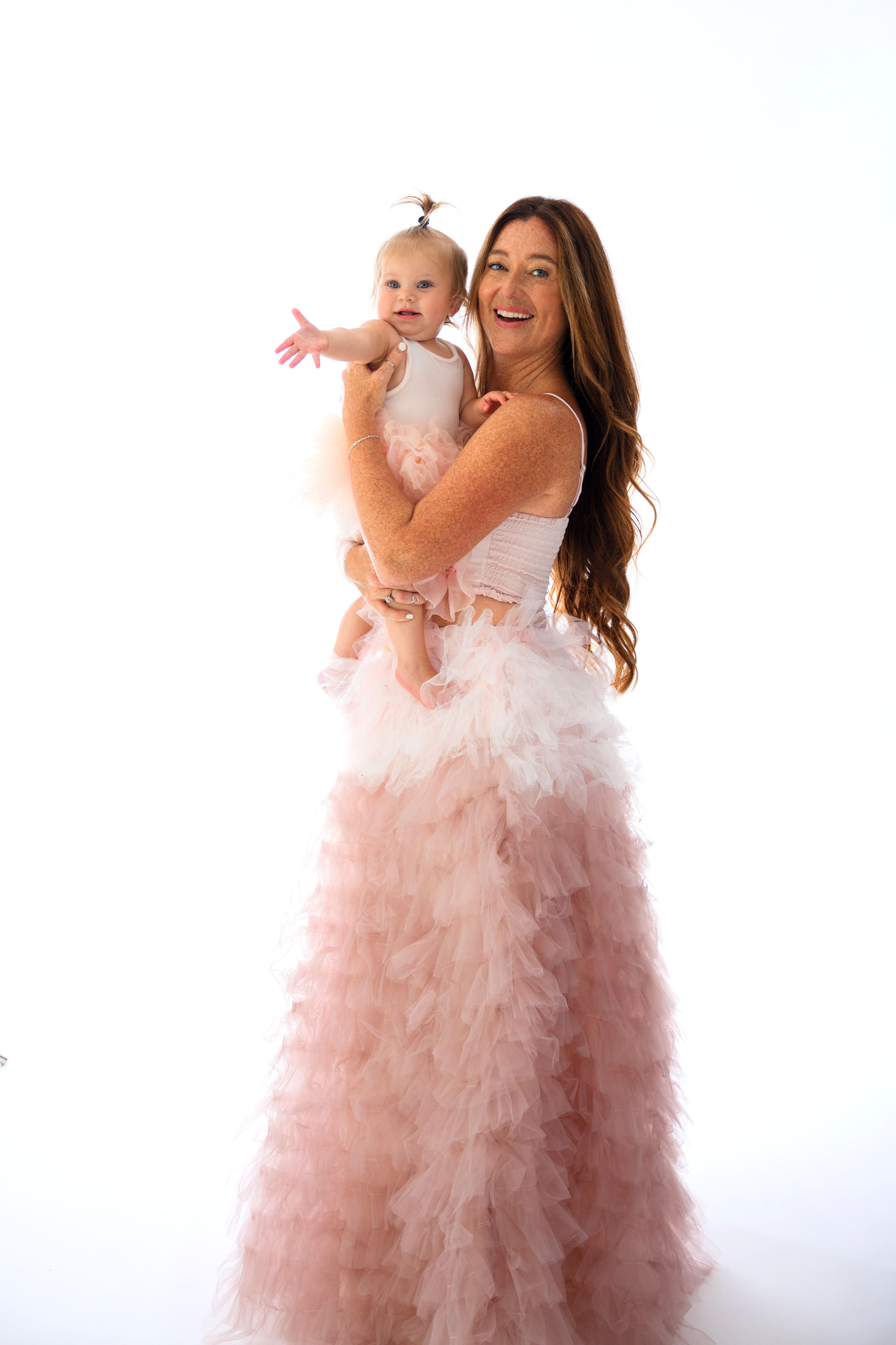 Cassidy. Wedding, maternity and family photographer in Charlotte Tasha Minn