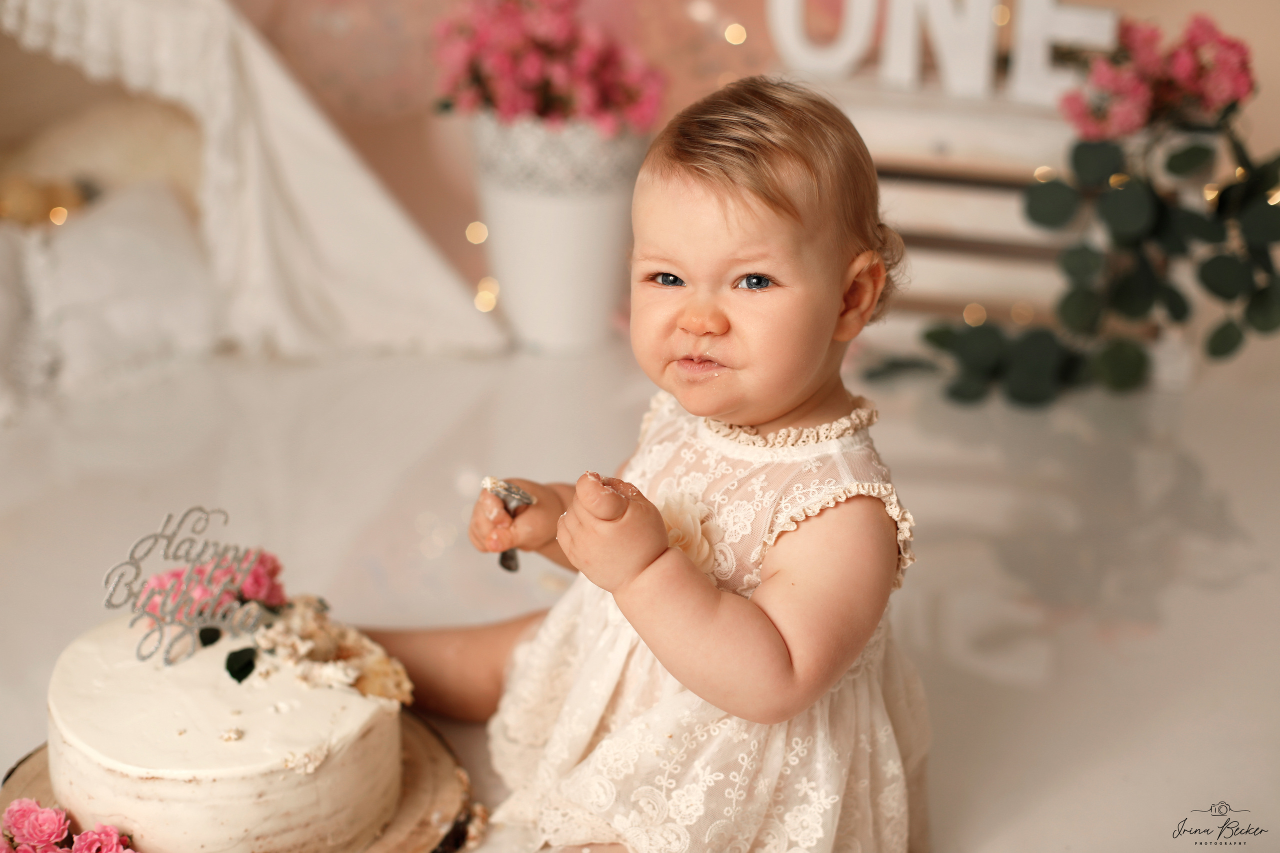 Cake-Smash Ulm, Cake-Smash Stuttgart, Cake-Smash Metzingen, Cake-Smash, Neu-Ulm, Cake-Smash Göppingen,  Erste Torte, Erste Geburtstag, Baby Shooting, Babyfotografie Ulm, Geburtstags Torte, 1 jähr shooting, Erste Torte Ulm, Erste Torte Stuttgart, Erste Torte Metzingen, Erste Torte Neu-Ulm, Babyfotografie Neu-Ulm, Babyfotografie Stuttgart, Babyfotografie Reutlingen, Babyfotografie Memmingen, Babyfotografie Günzburg, Babyfotografie Ravensburg, Babyfotografie Bodensee, Babyfotografie Tübingen, Babyfotografie Sigmaringen, Kindergeburstag Ulm, Babyfotograf Ulm, Babyfotograf Ehingen, Babyfotograf Riedlingen, Babyfotograf Laupheim,Erste Geburtstag, Geburtstagskind