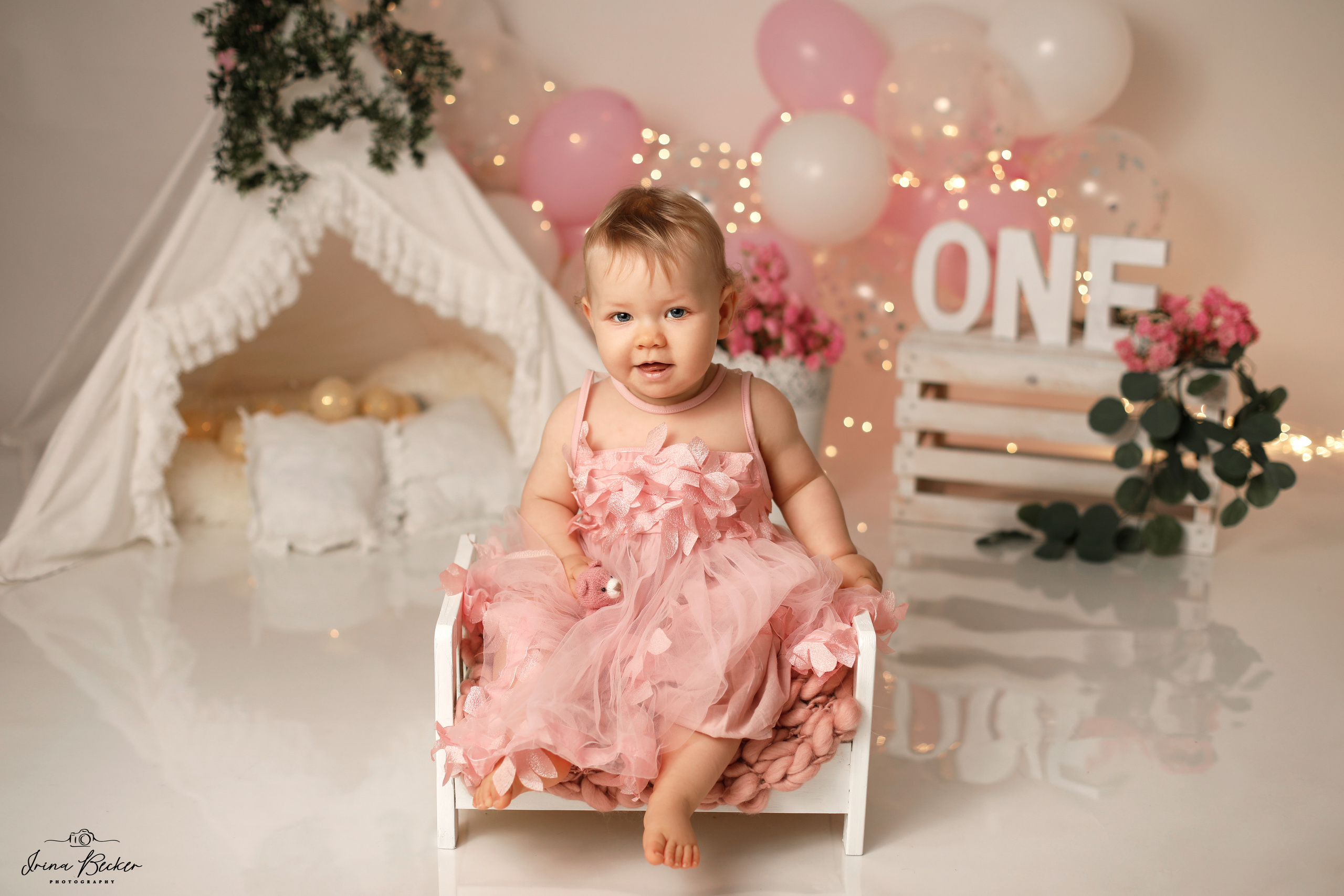 Cake-Smash Ulm, Cake-Smash Stuttgart, Cake-Smash Metzingen, Cake-Smash, Neu-Ulm, Cake-Smash Göppingen,  Erste Torte, Erste Geburtstag, Baby Shooting, Babyfotografie Ulm, Geburtstags Torte, 1 jähr shooting, Erste Torte Ulm, Erste Torte Stuttgart, Erste Torte Metzingen, Erste Torte Neu-Ulm, Babyfotografie Neu-Ulm, Babyfotografie Stuttgart, Babyfotografie Reutlingen, Babyfotografie Memmingen, Babyfotografie Günzburg, Babyfotografie Ravensburg, Babyfotografie Bodensee, Babyfotografie Tübingen, Babyfotografie Sigmaringen, Kindergeburstag Ulm, Babyfotograf Ulm, Babyfotograf Ehingen, Babyfotograf Riedlingen, Babyfotograf Laupheim,Erste Geburtstag