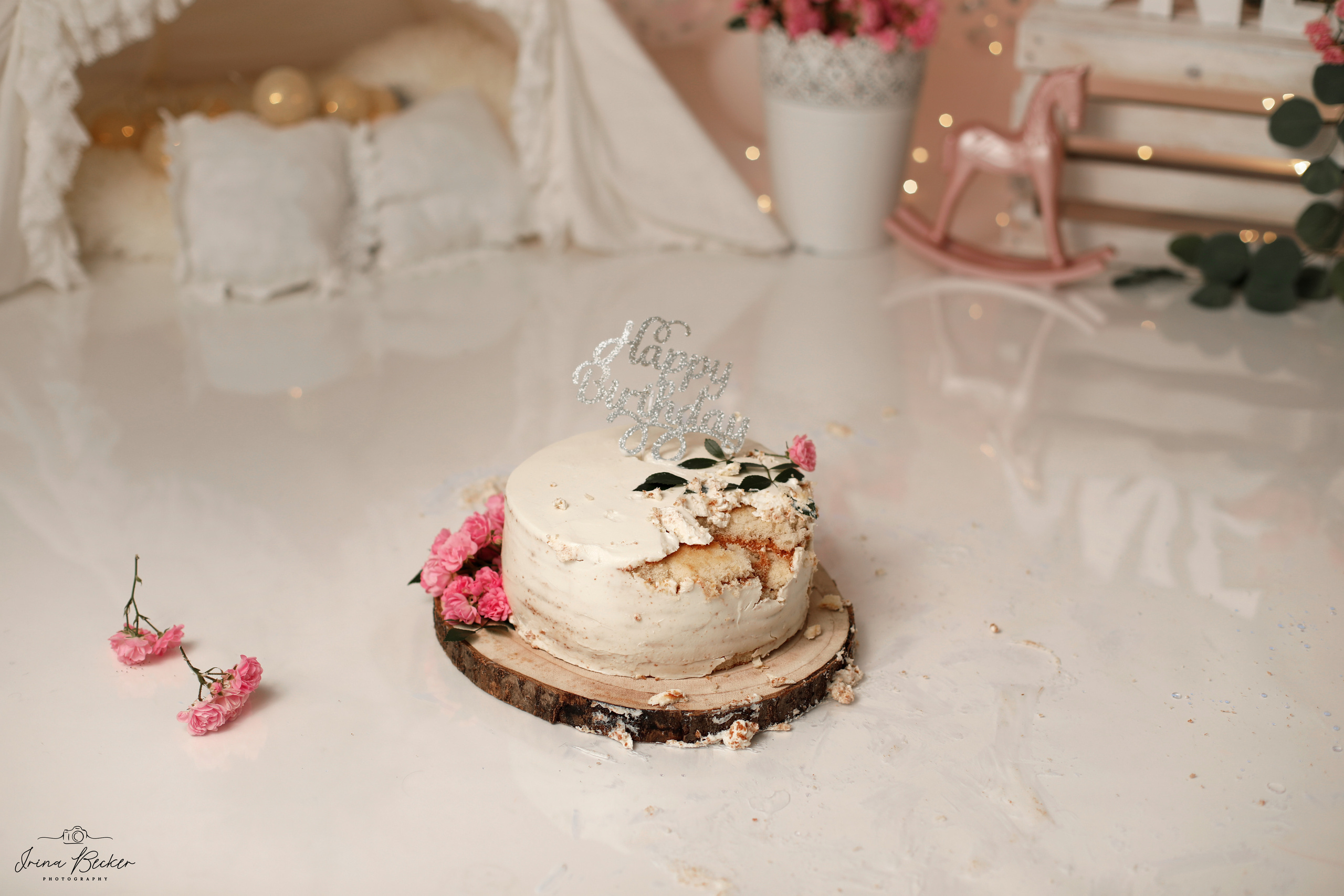 Cake-Smash Ulm, Cake-Smash Stuttgart, Cake-Smash Metzingen, Cake-Smash, Neu-Ulm, Cake-Smash Göppingen,  Erste Torte, Erste Geburtstag, Baby Shooting, Babyfotografie Ulm, Geburtstags Torte, 1 jähr shooting, Erste Torte Ulm, Erste Torte Stuttgart, Erste Torte Metzingen, Erste Torte Neu-Ulm, Babyfotografie Neu-Ulm, Babyfotografie Stuttgart, Babyfotografie Reutlingen, Babyfotografie Memmingen, Babyfotografie Günzburg, Babyfotografie Ravensburg, Babyfotografie Bodensee, Babyfotografie Tübingen, Babyfotografie Sigmaringen, Kindergeburstag Ulm, Babyfotograf Ulm, Babyfotograf Ehingen, Babyfotograf Riedlingen, Babyfotograf Laupheim,Erste Geburtstag, Geburtstagskind