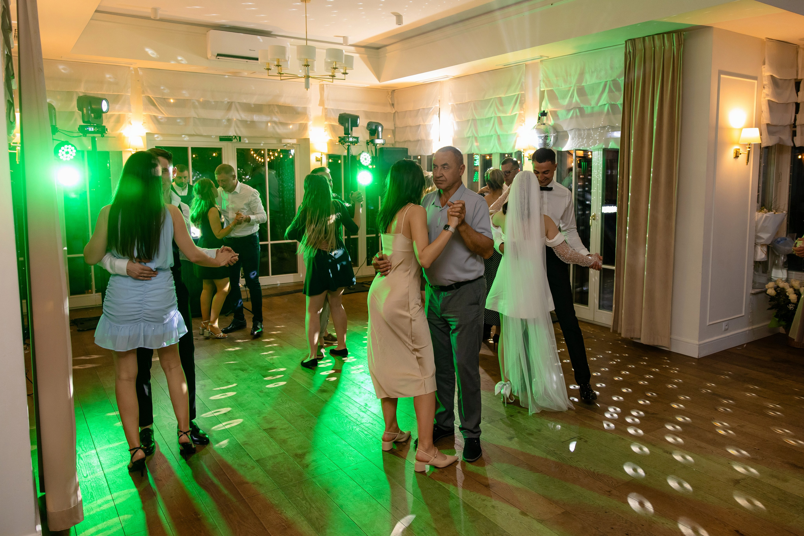 Василь + Іванна. Весільний, сімейний фотограф Варшава