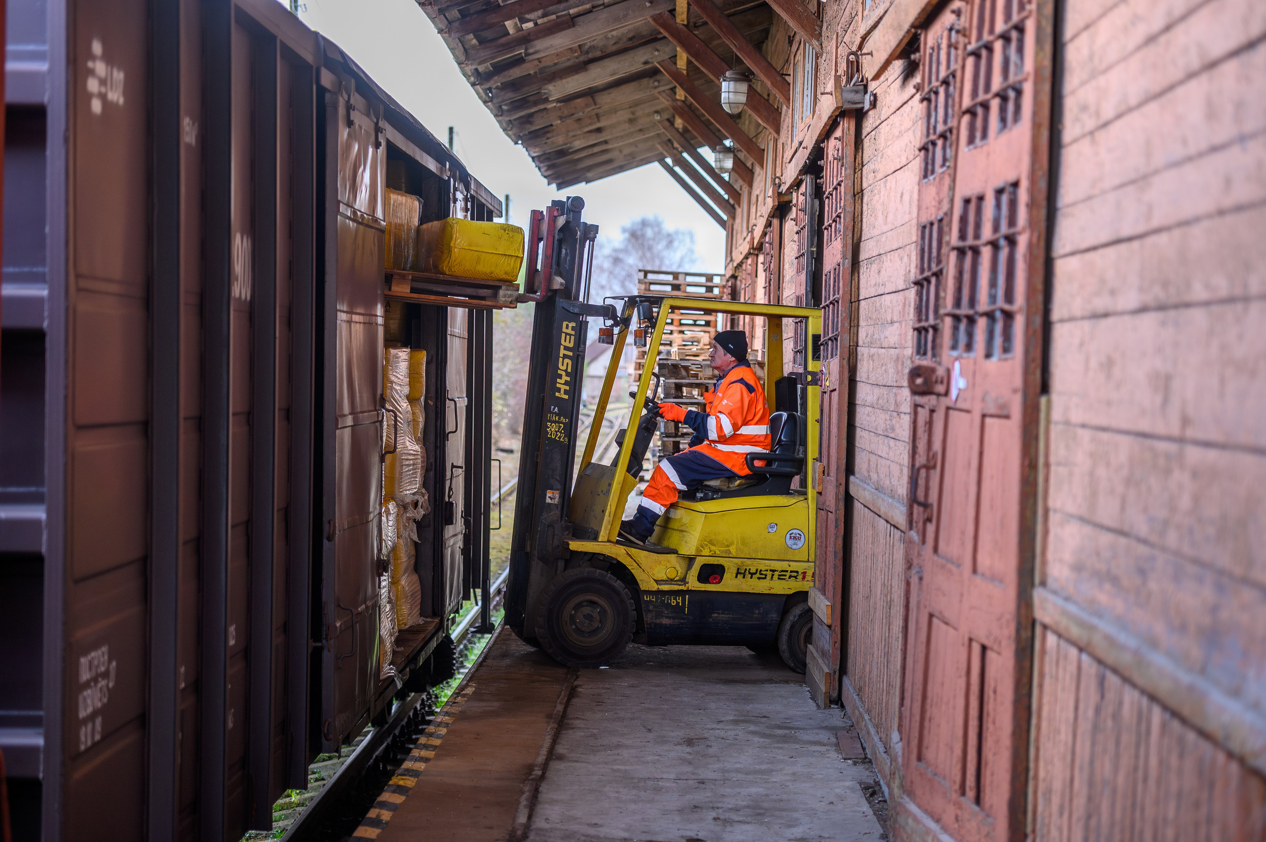 Cargo 4s — reklāmas foto. Ritvars Pujats Emotion Photographer