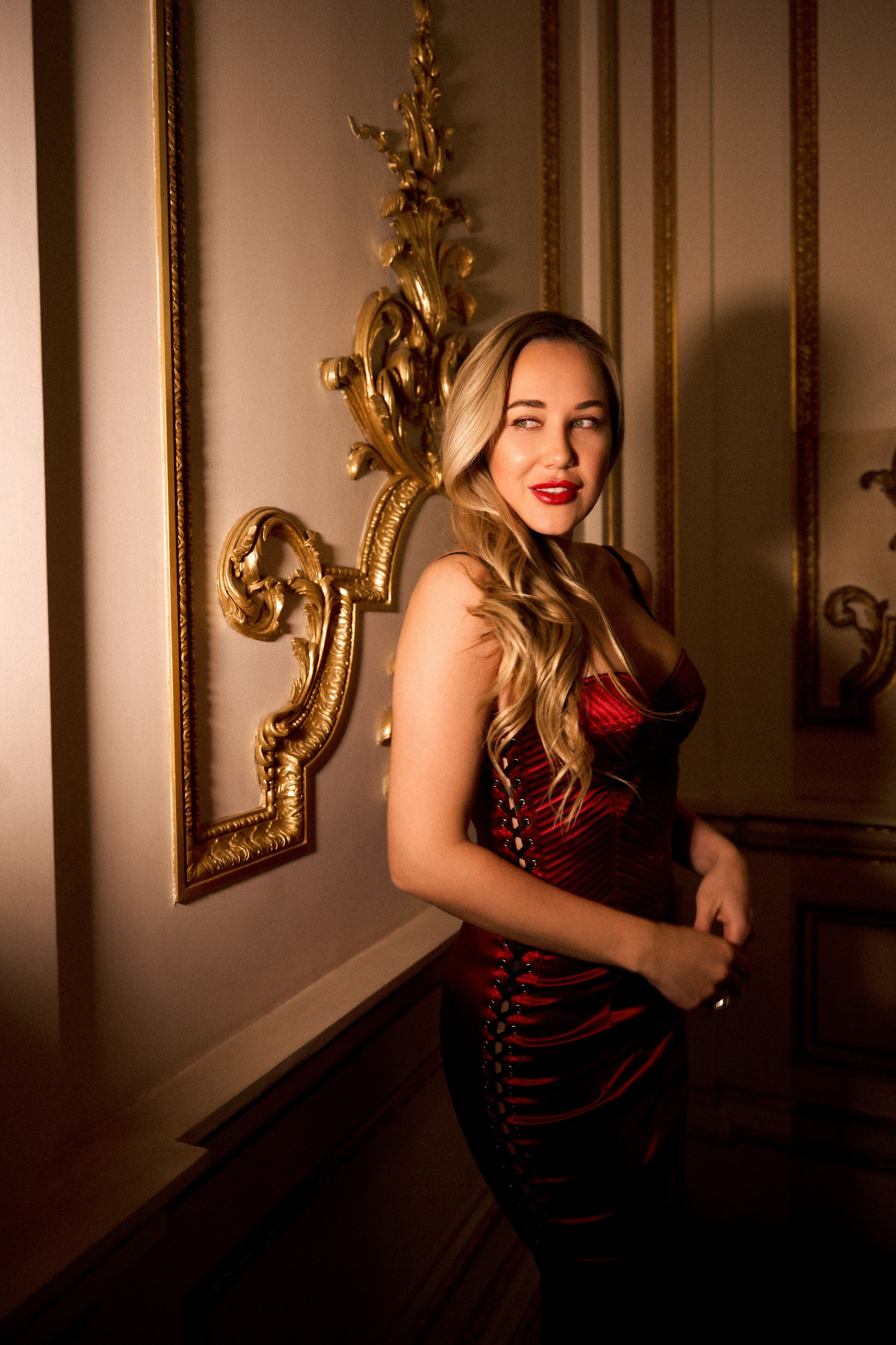 V&A Museum. Ukrainian Photographer London