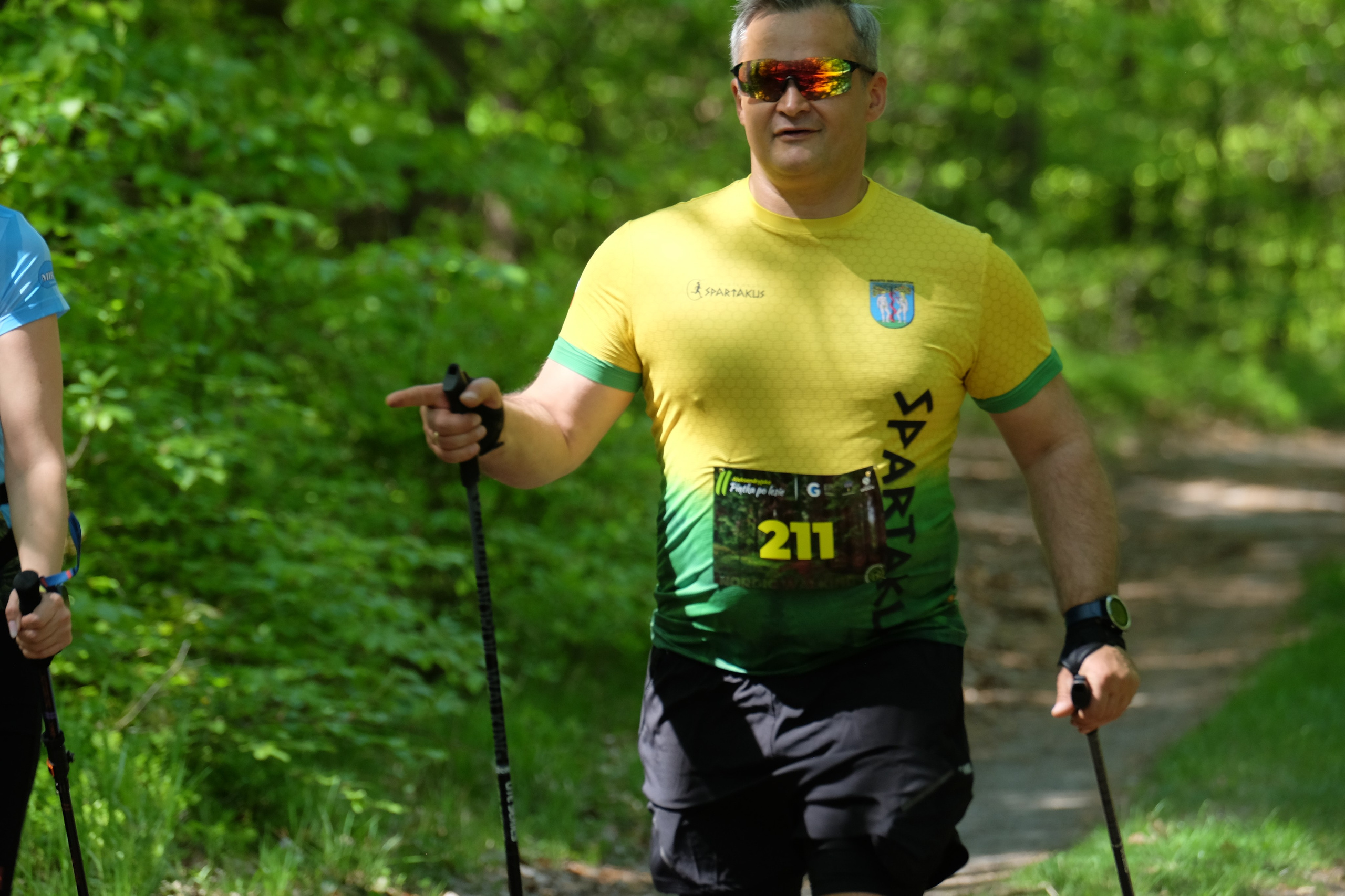 Aleksandryjska Piątka po lesie. Main