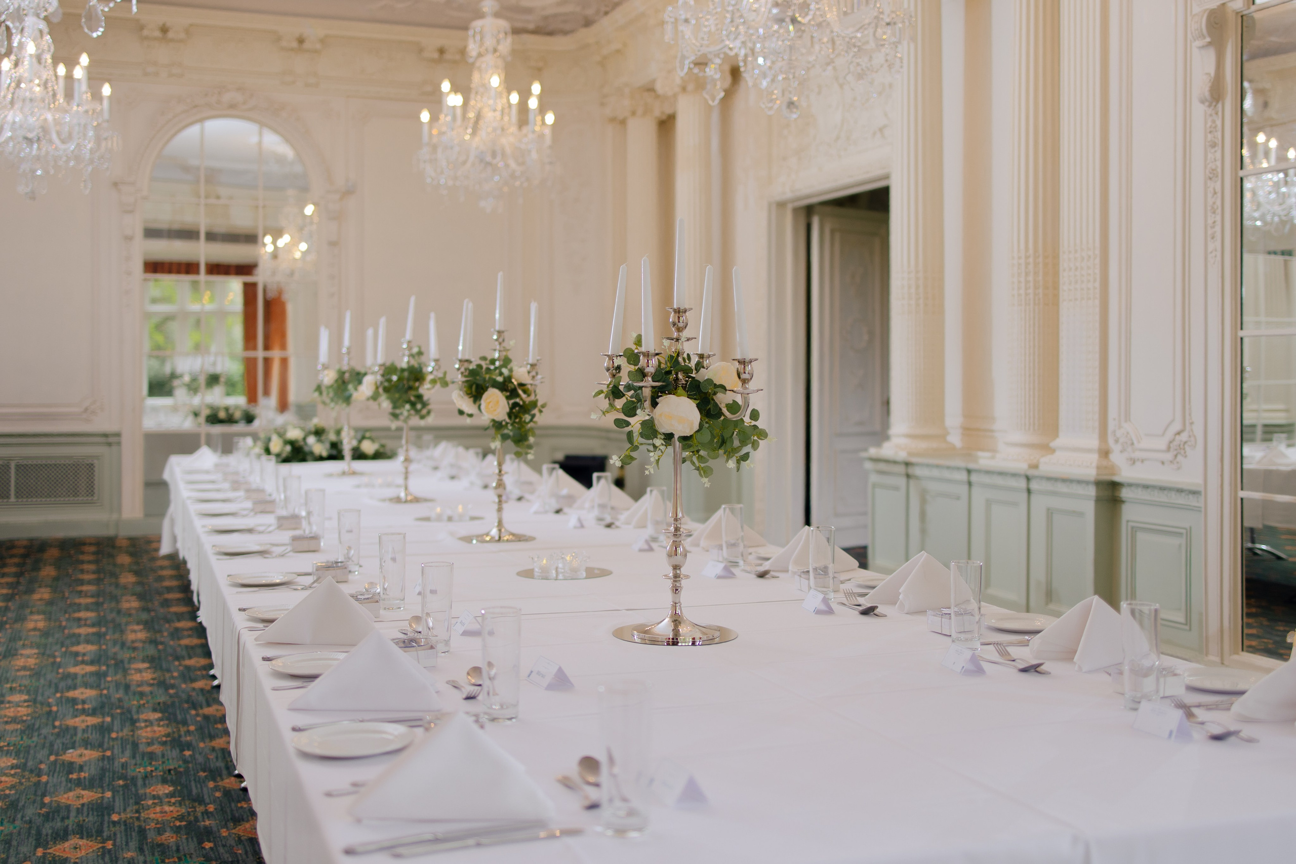 Elegant Wedding Photo Gallery. Timeless Wedding & Events Photography. Based in London, working across Europe