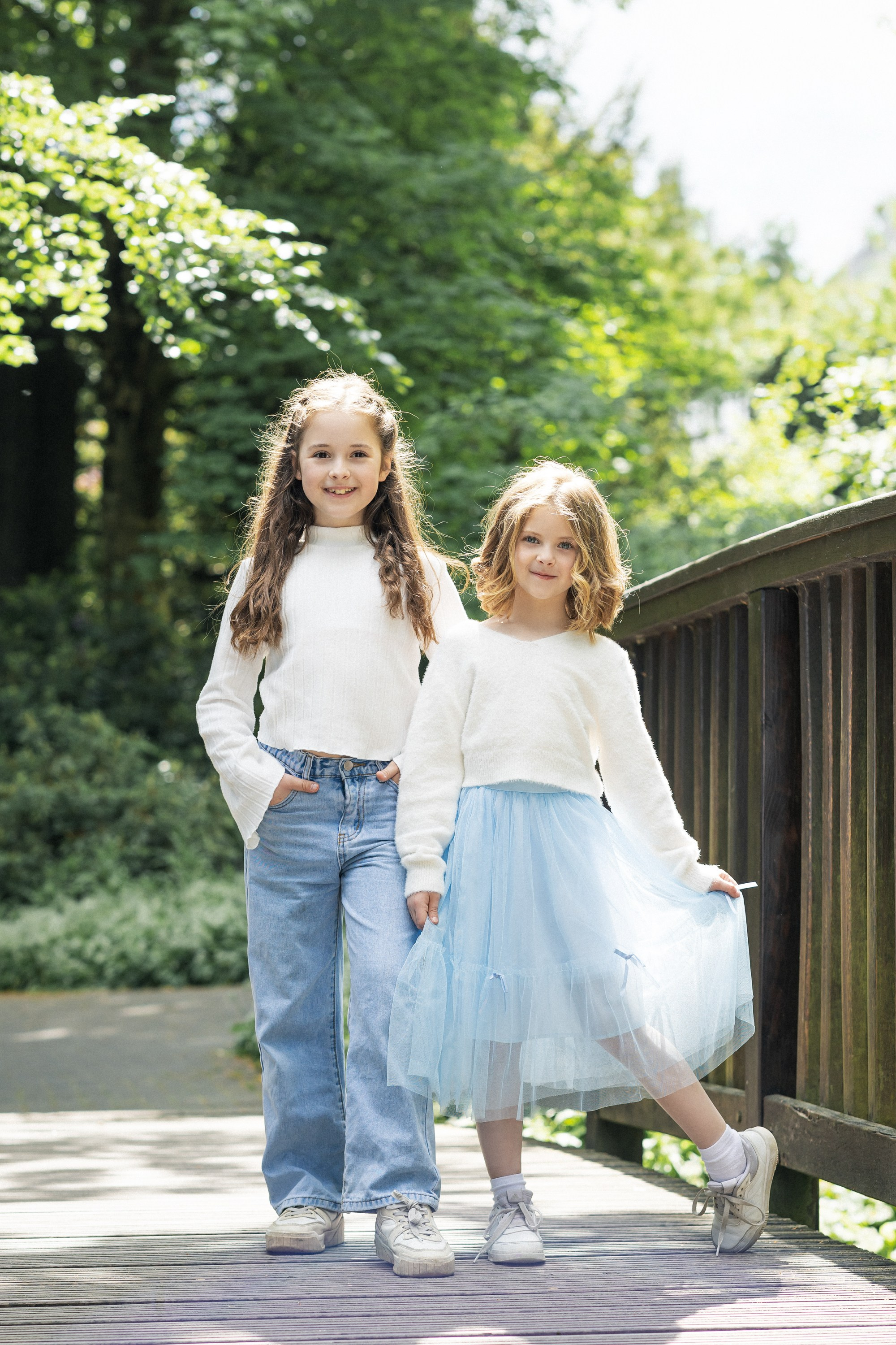 Familien Fotoshooting – Natürliche Familienfotos & Emotionale Erinnerungen. Hochzeitsfotografin in Gütersloh | Authentische Hochzeitsreportagen | TK Photographie