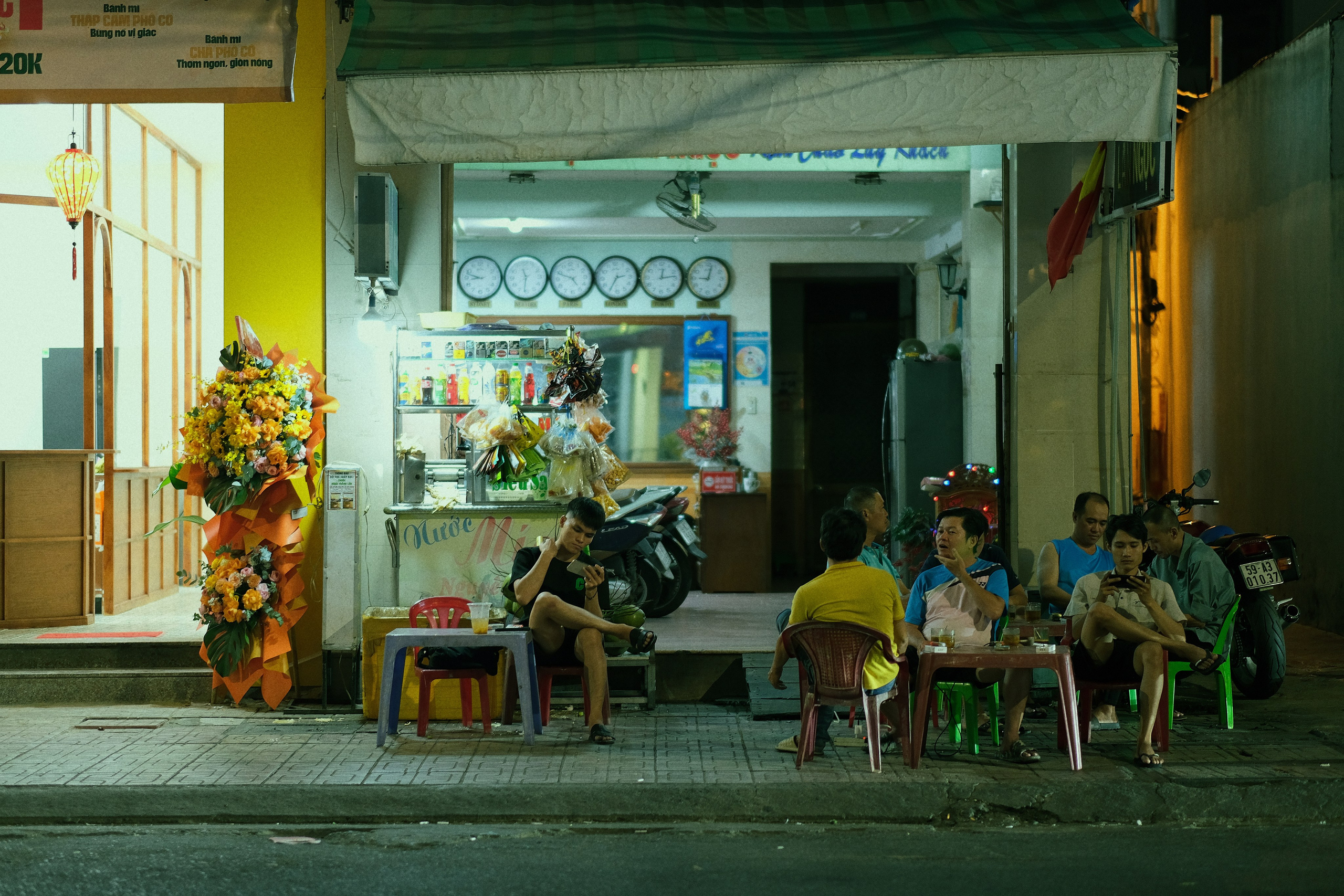 Vietnam Nha Trang यात्रा | Beaches, Culture & Photos. 中国街头摄影 | The Streets of China Through My Eyes | 深圳