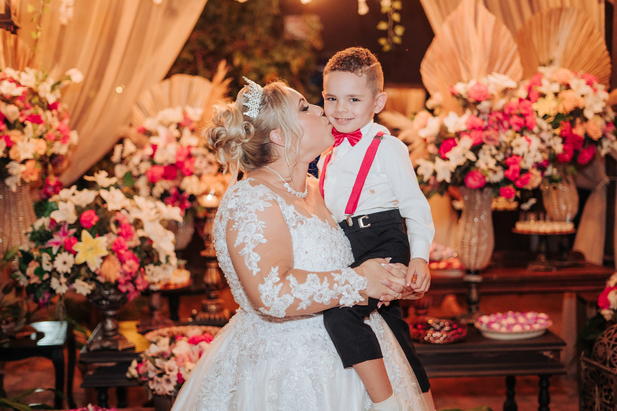 Nathallya & Antônio Marco — Vila Casali / Piratininga SP. Robson Colaço