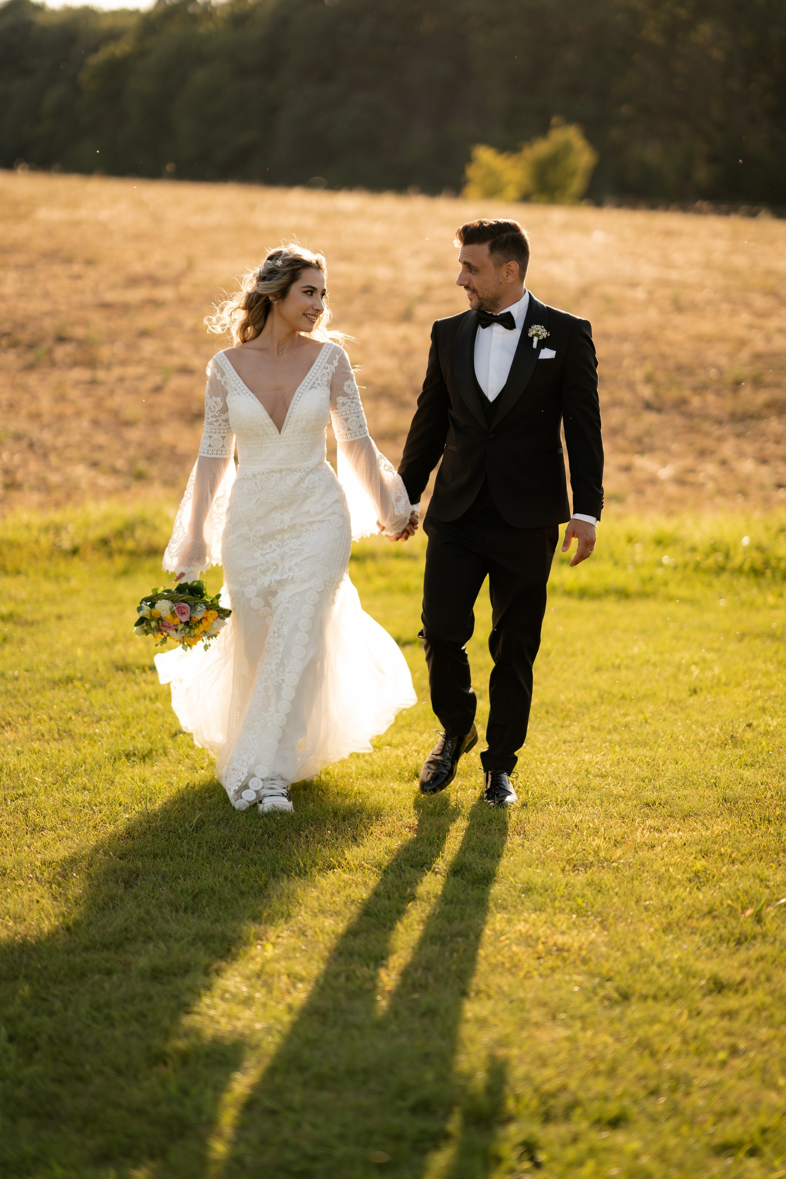 Sandra & Razvan. Destination Wedding Photographer Alex Pasarelu