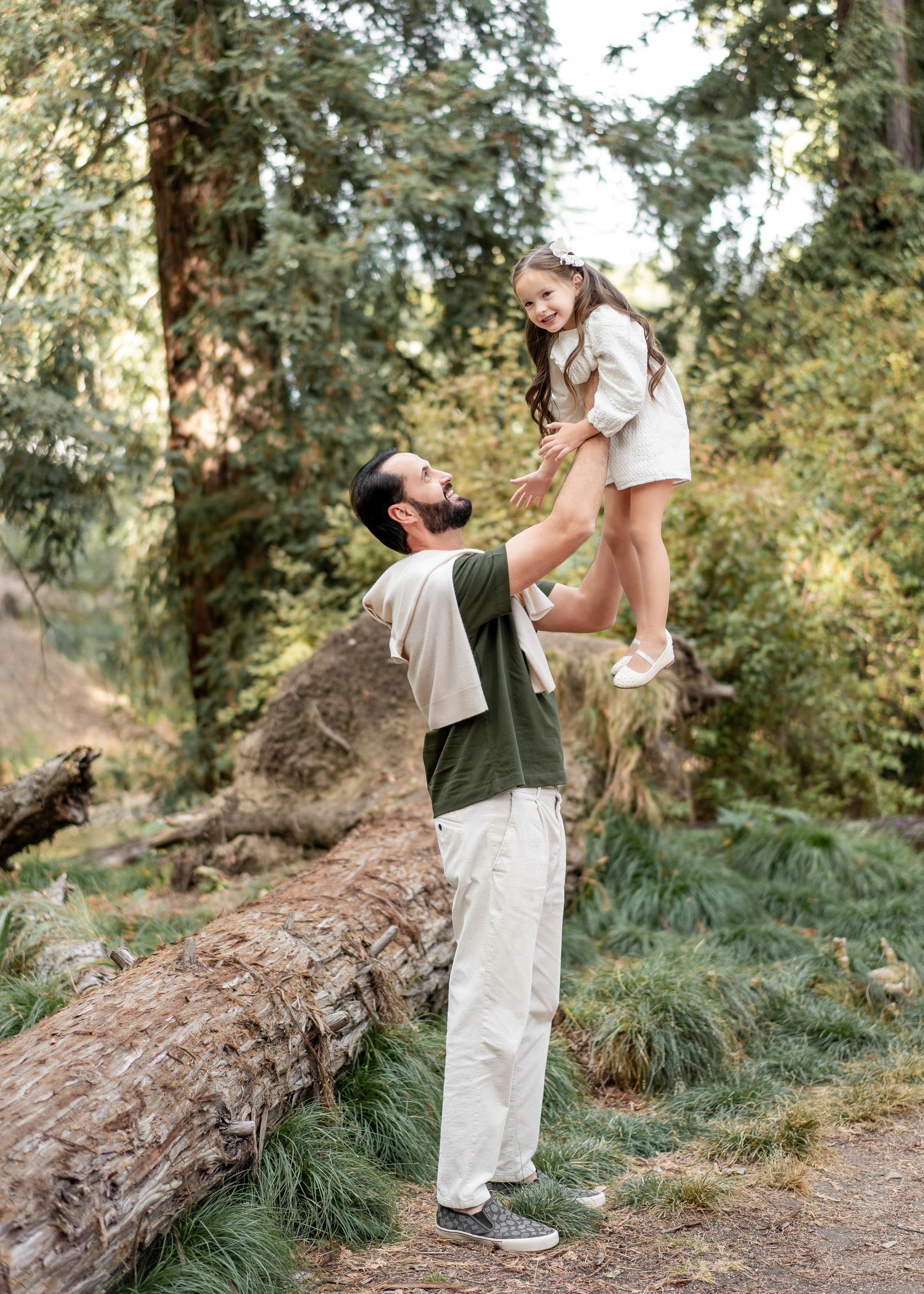 Mikhailov family. Family photographer in Sacramento | Sofia Pavenko