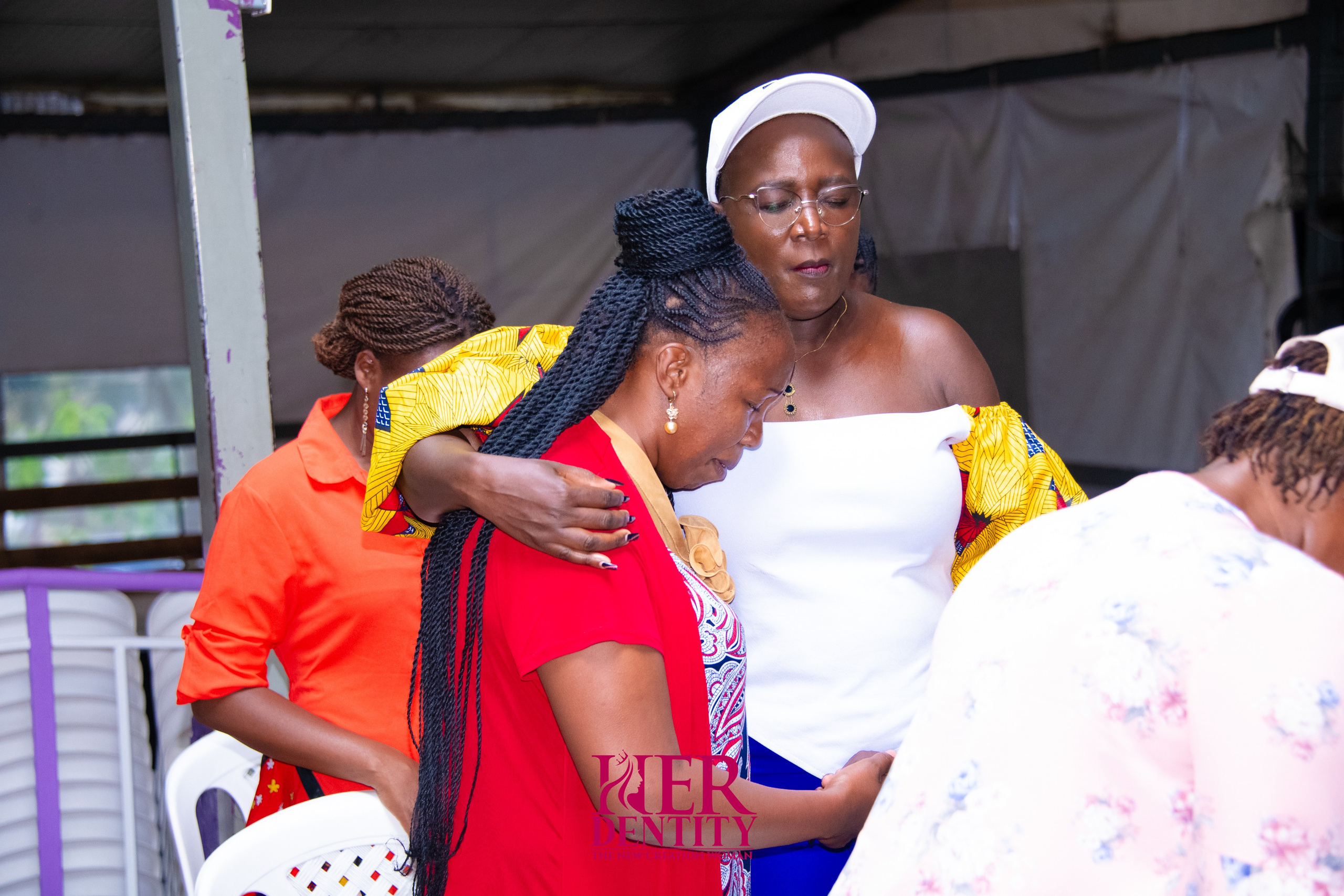 LADIES MINISTRY. Pastor Morris