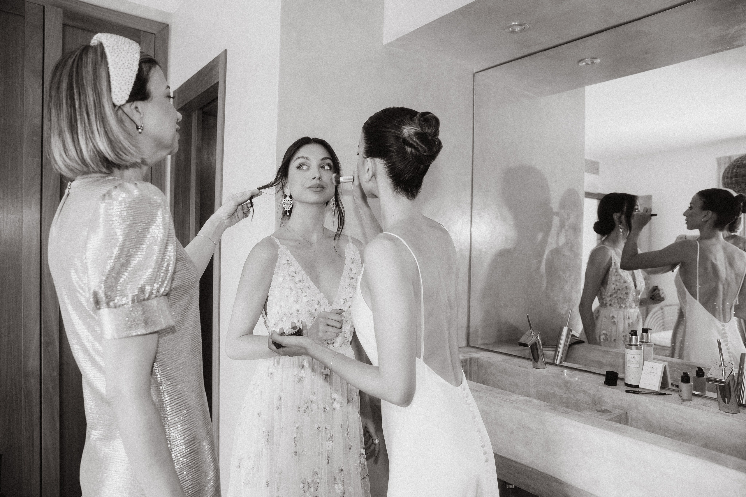 Camilla & Mirko. Sabina Ibiza. Paola wedding photographer / videographer in Barcelona