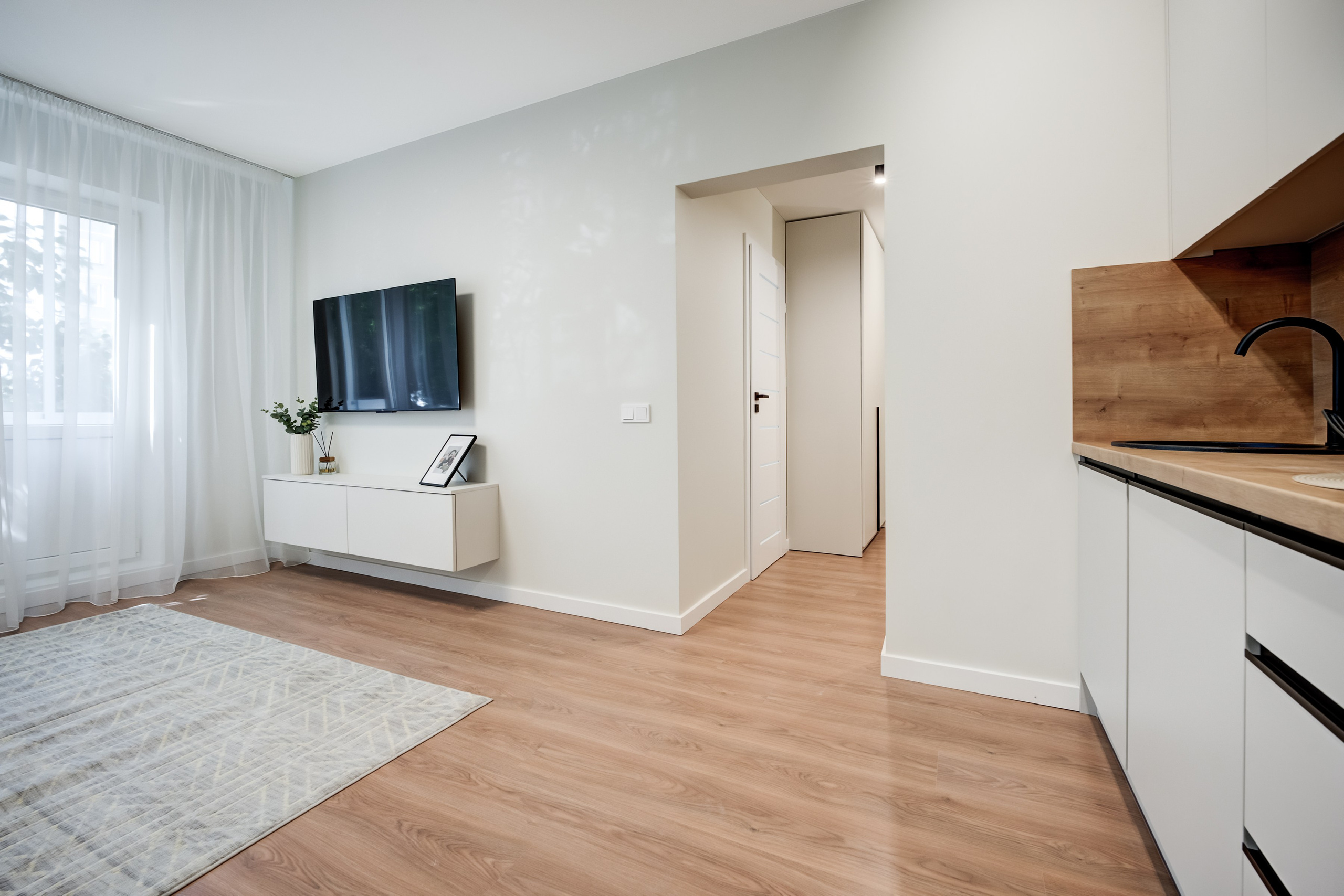 Fabijoniškių g. 73. Elina Sapiega fotografė Vilniuje