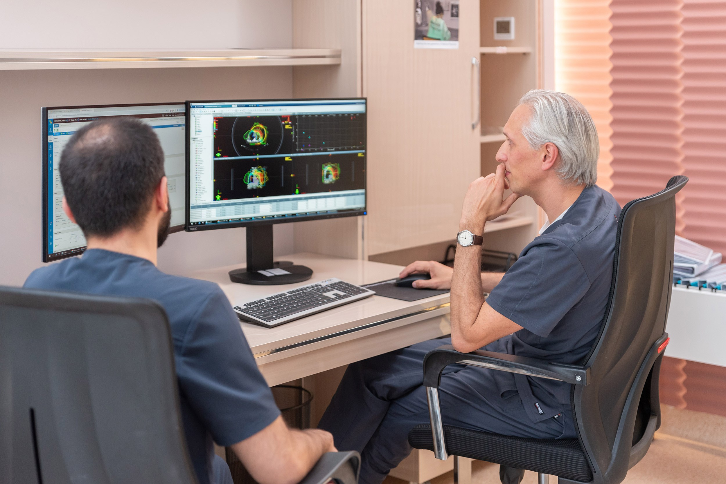 Erebuni Radiotherapy Center. Լուսանկարիչ քաղաք Երևանում