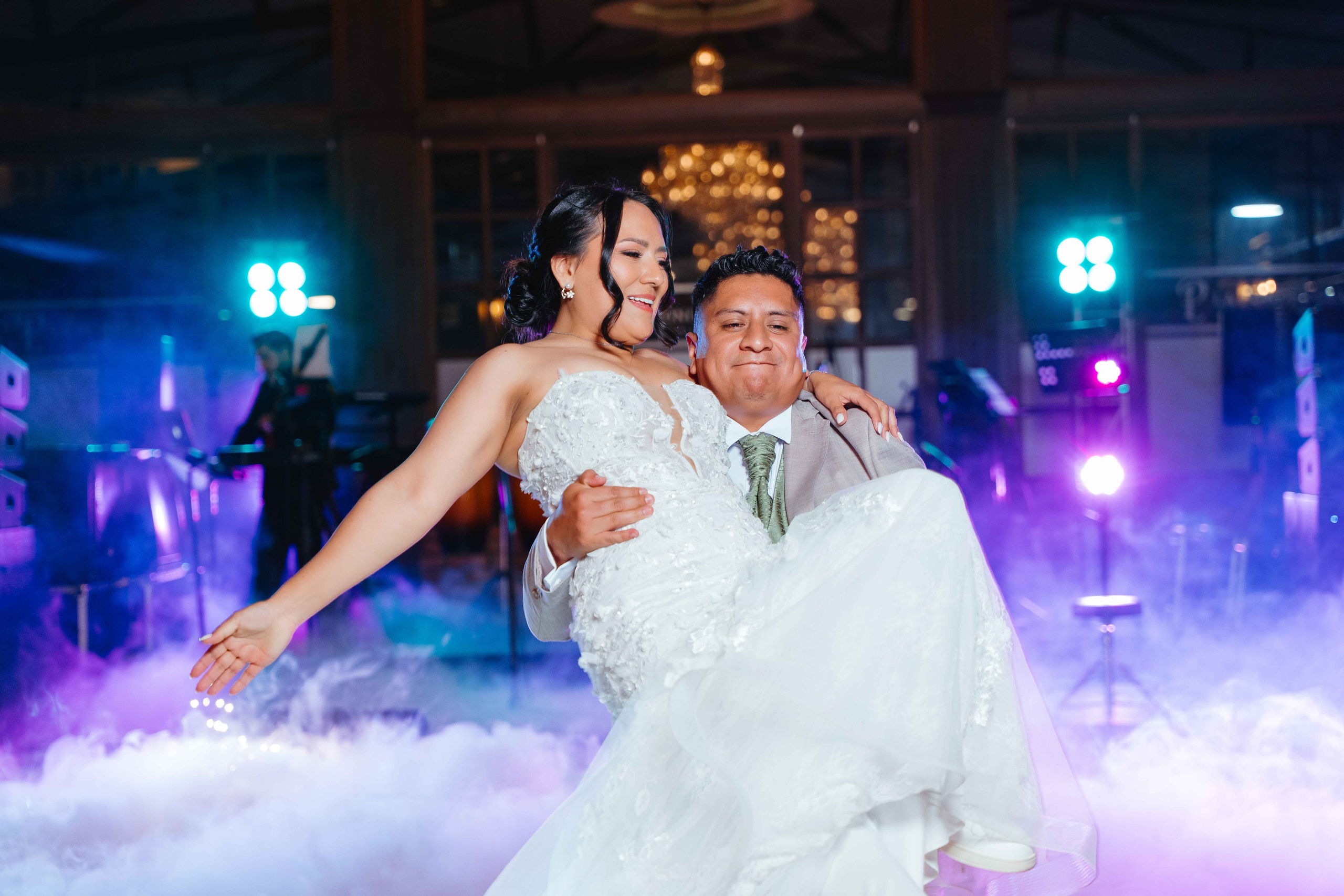Karol y Jairon. Fotógrafo de bodas en Loja Ecuador | Piero Alvarez PH
