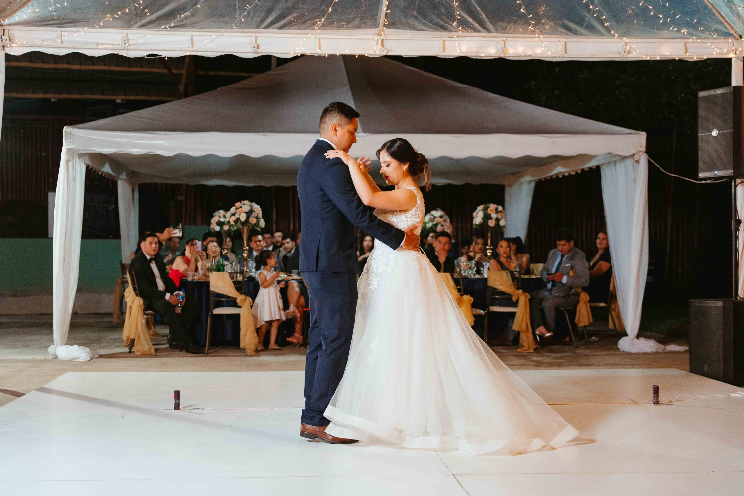 Jennifer y Vladimir. Fotógrafo de bodas en Loja Ecuador | Piero Alvarez PH