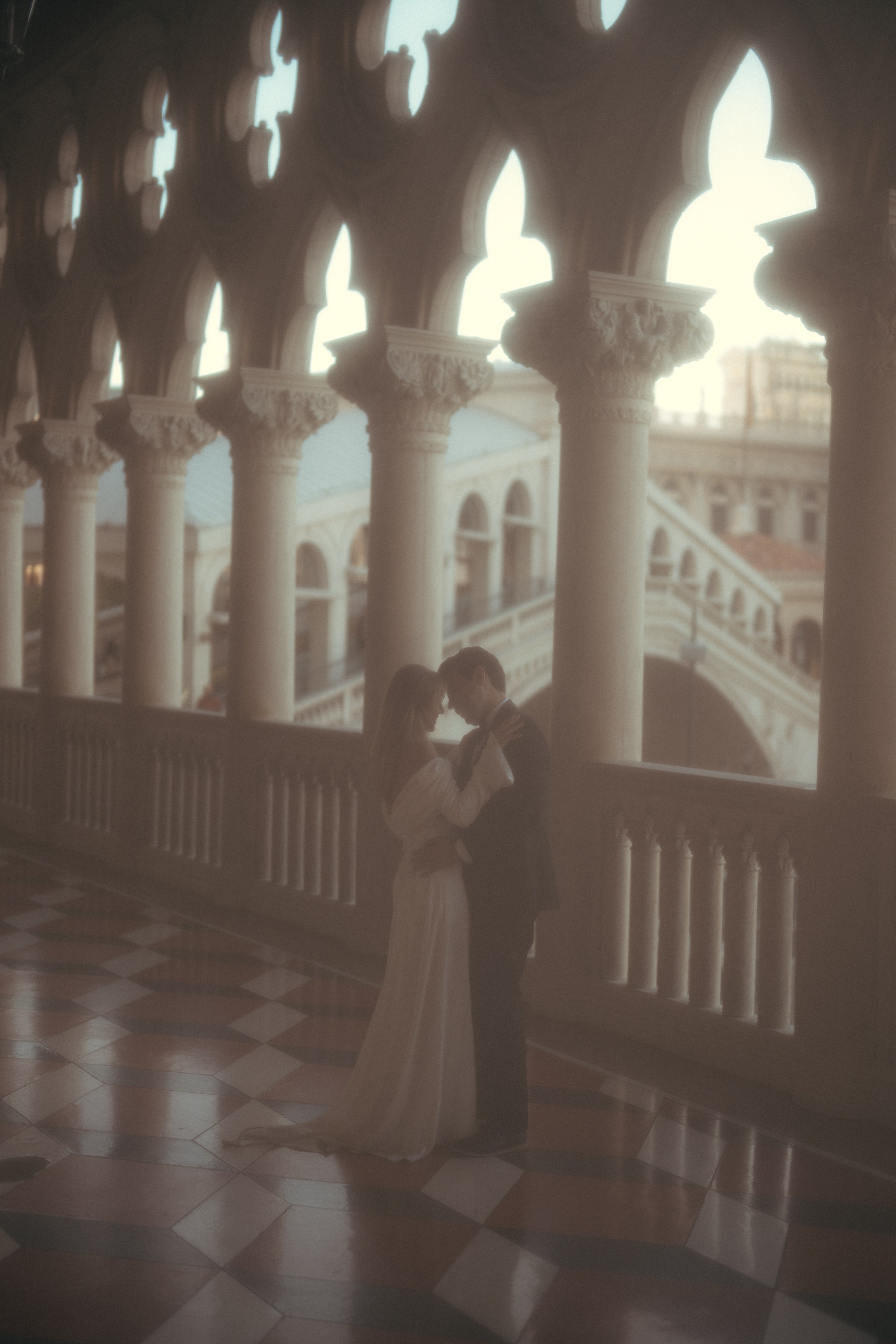 F&M. Wedding & elopement photographer Viktoriya Kravtsov. Las Vegas