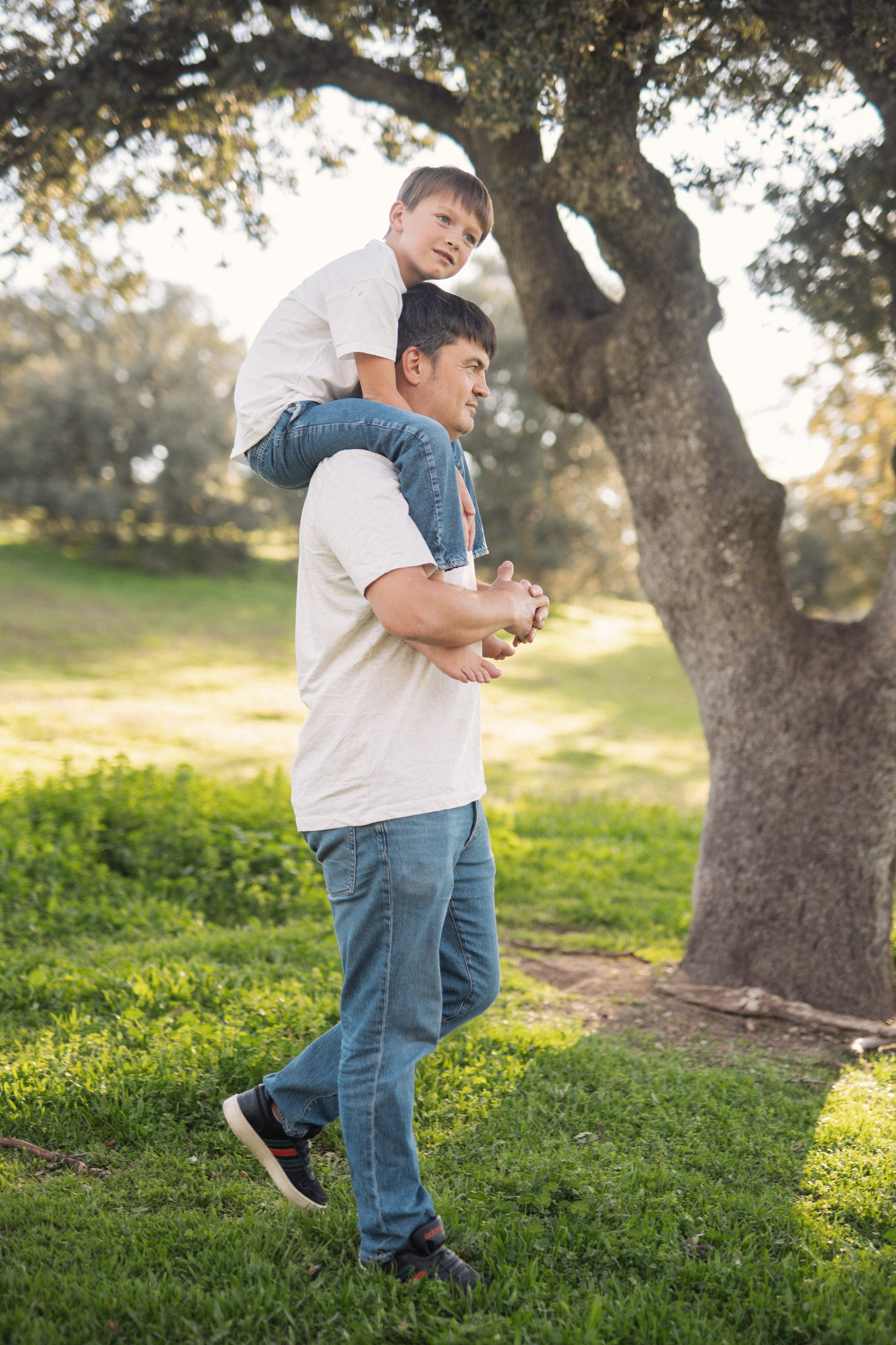 Family Session Photography in Spain. Photographer in Madrid, Spain. Alyona Belyaninova