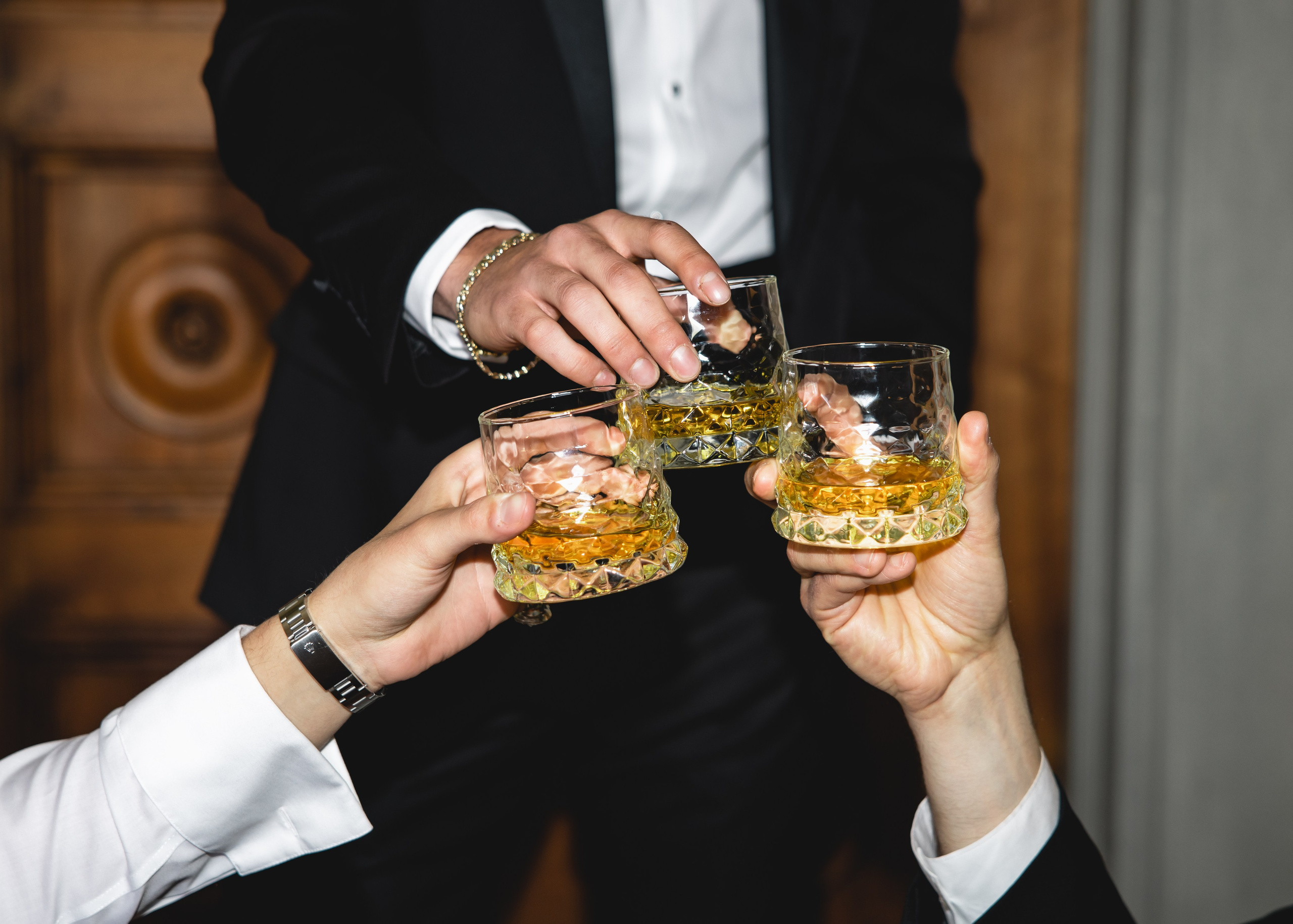 Tuscany Wedding Villa La Commenda Concordia. Professional wedding photographer in Copenhagen, Denmark — Julia Byron